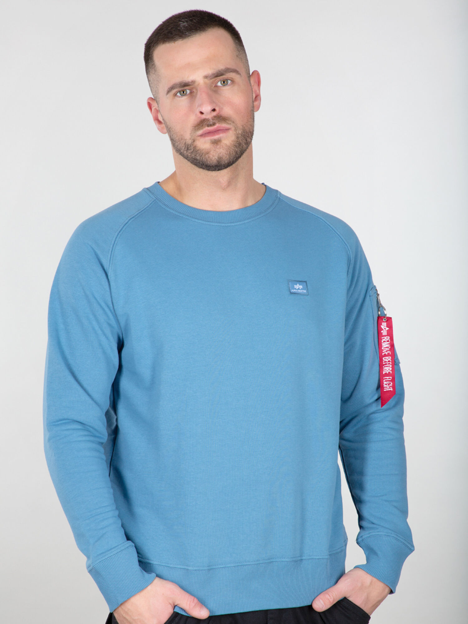 X-Fit Sweatshirt airforce blue 158320_538_alpha_industries_x_fit_sweat_001_123402.jpg