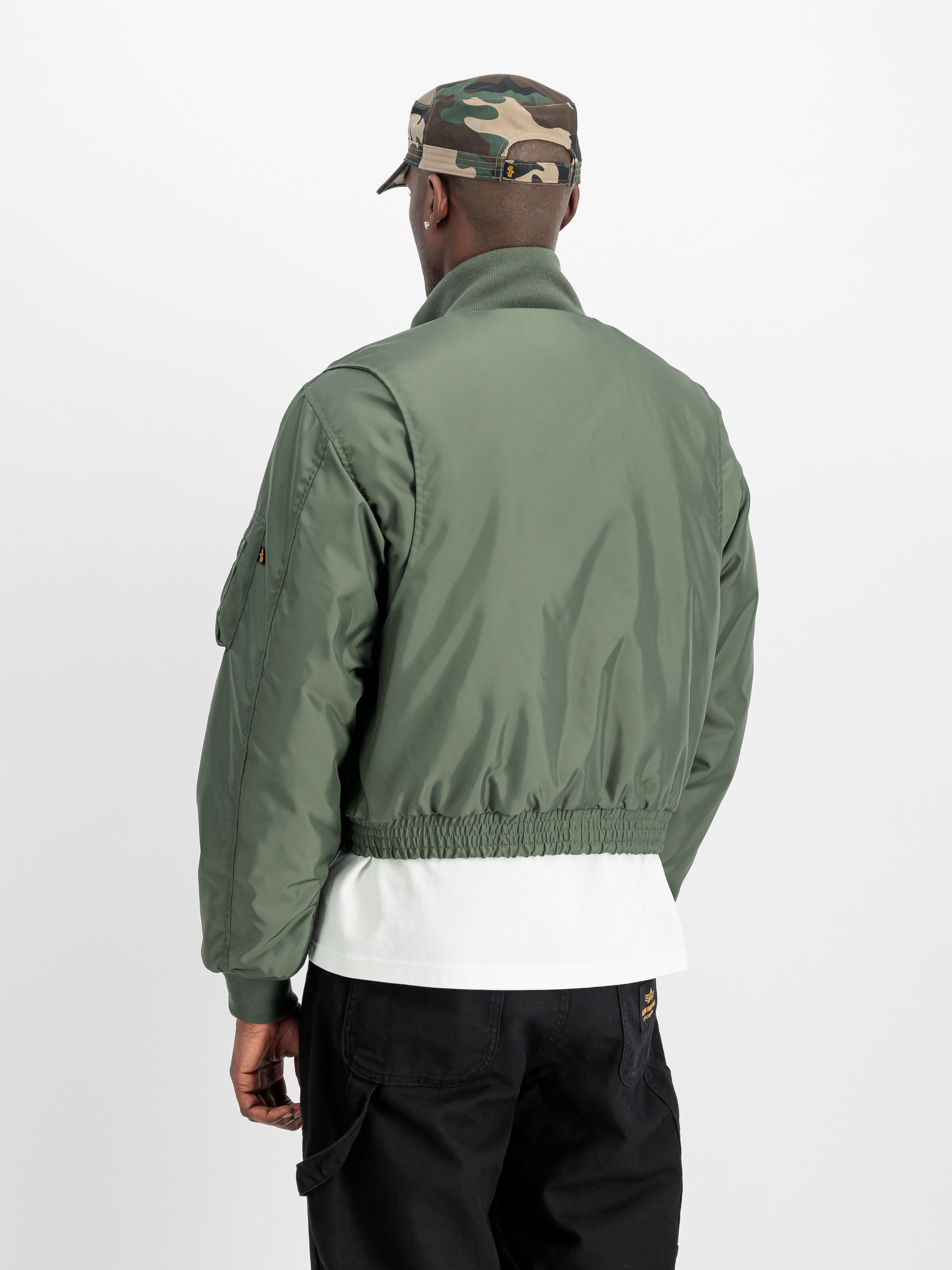 G-8 WEP 1973 Heritage Bomber Jacket sage-green 258130_01_2_model_00003_164232
