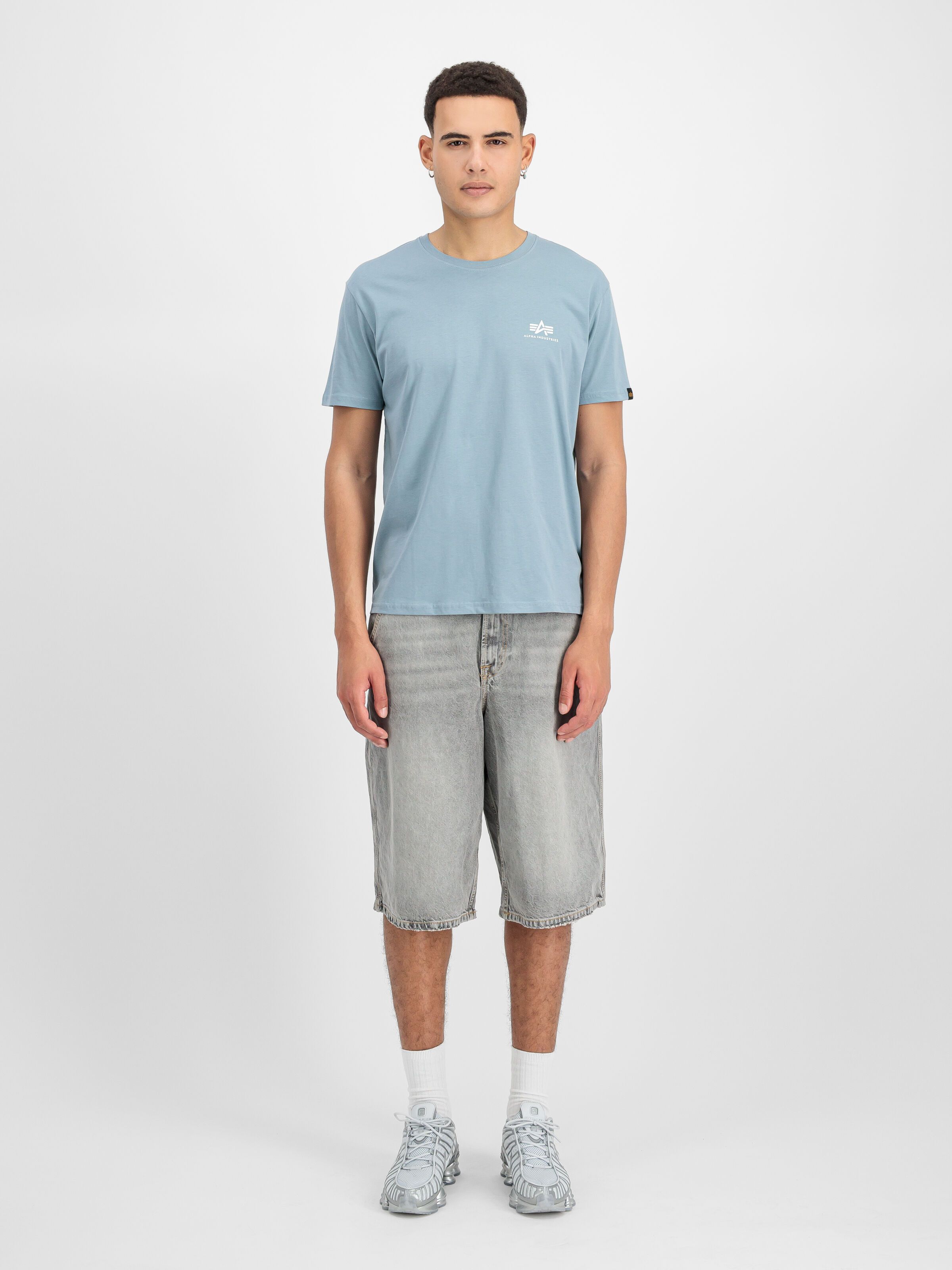 Basic Small Logo T-Shirt greyblue 188505_134_2_model_00001_184941