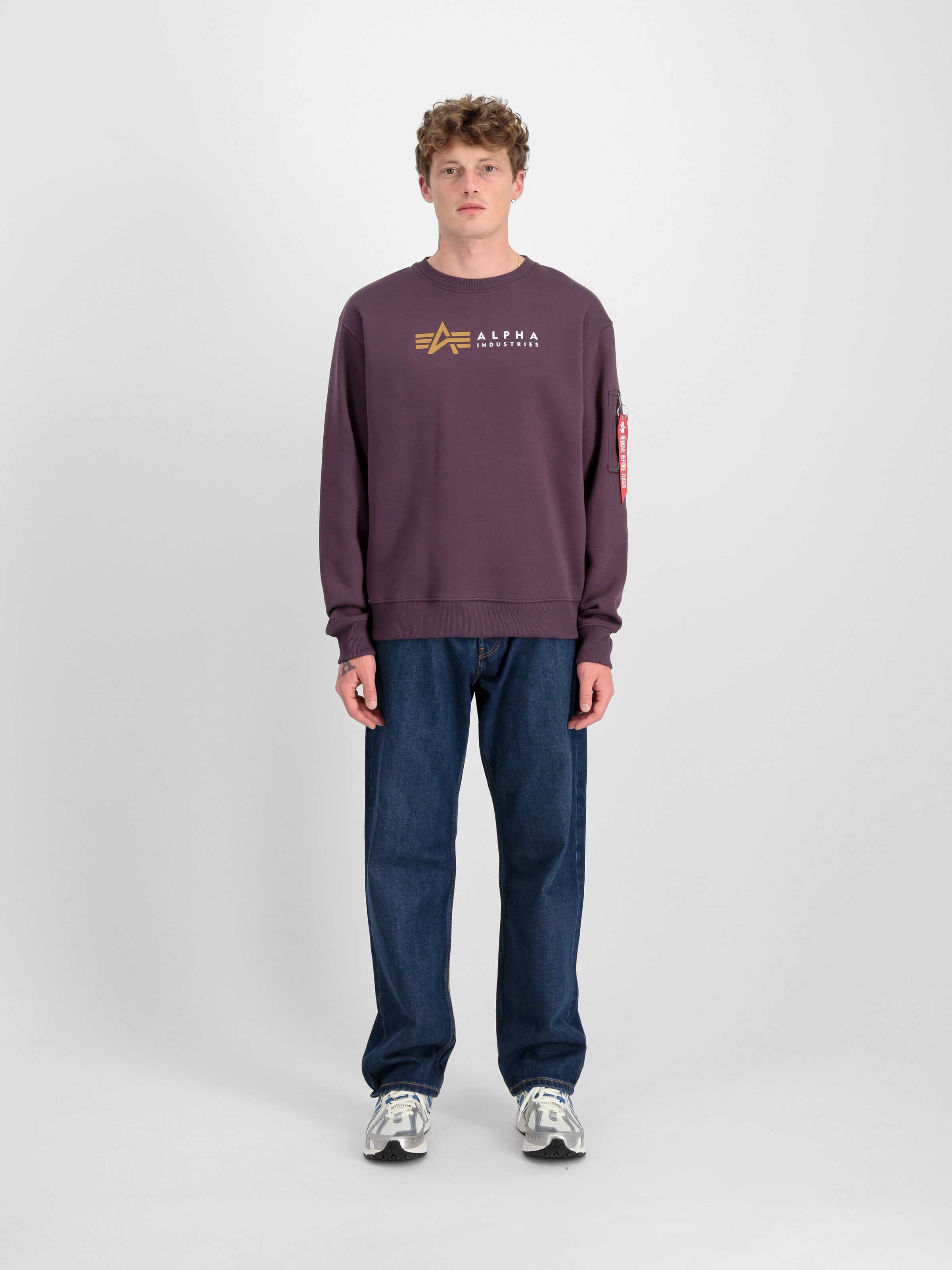 Alpha Label Sweatshirt Plum 118312_719_2_model_00001_129505
