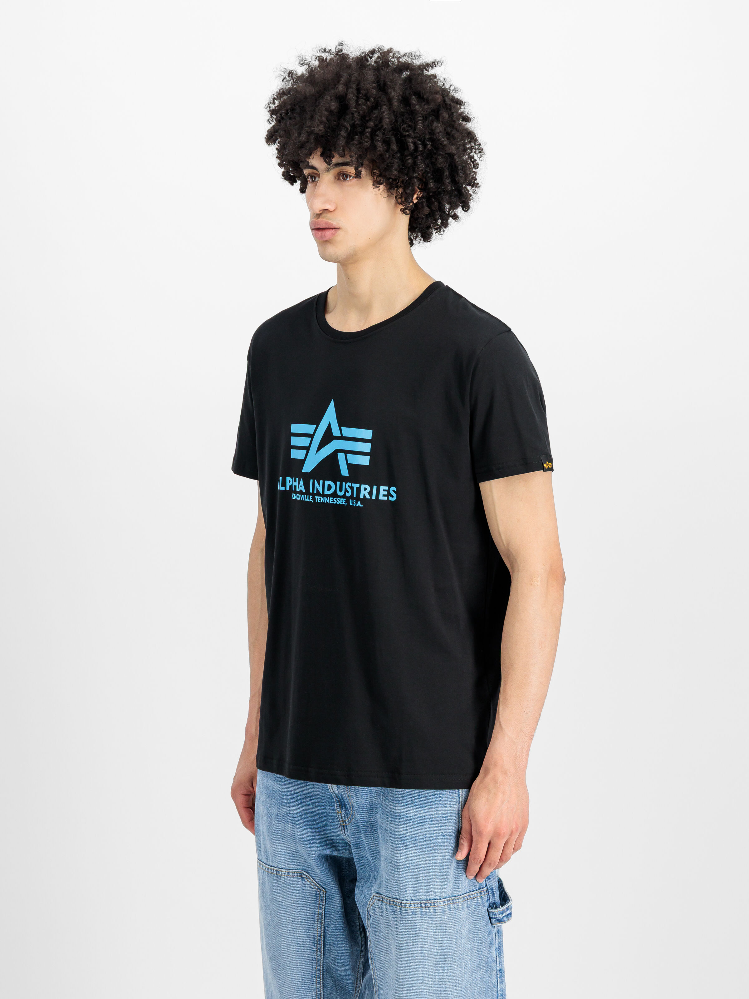 Basic Big Logo T-Shirt black/blue 100501_93_2_model_00002_156706