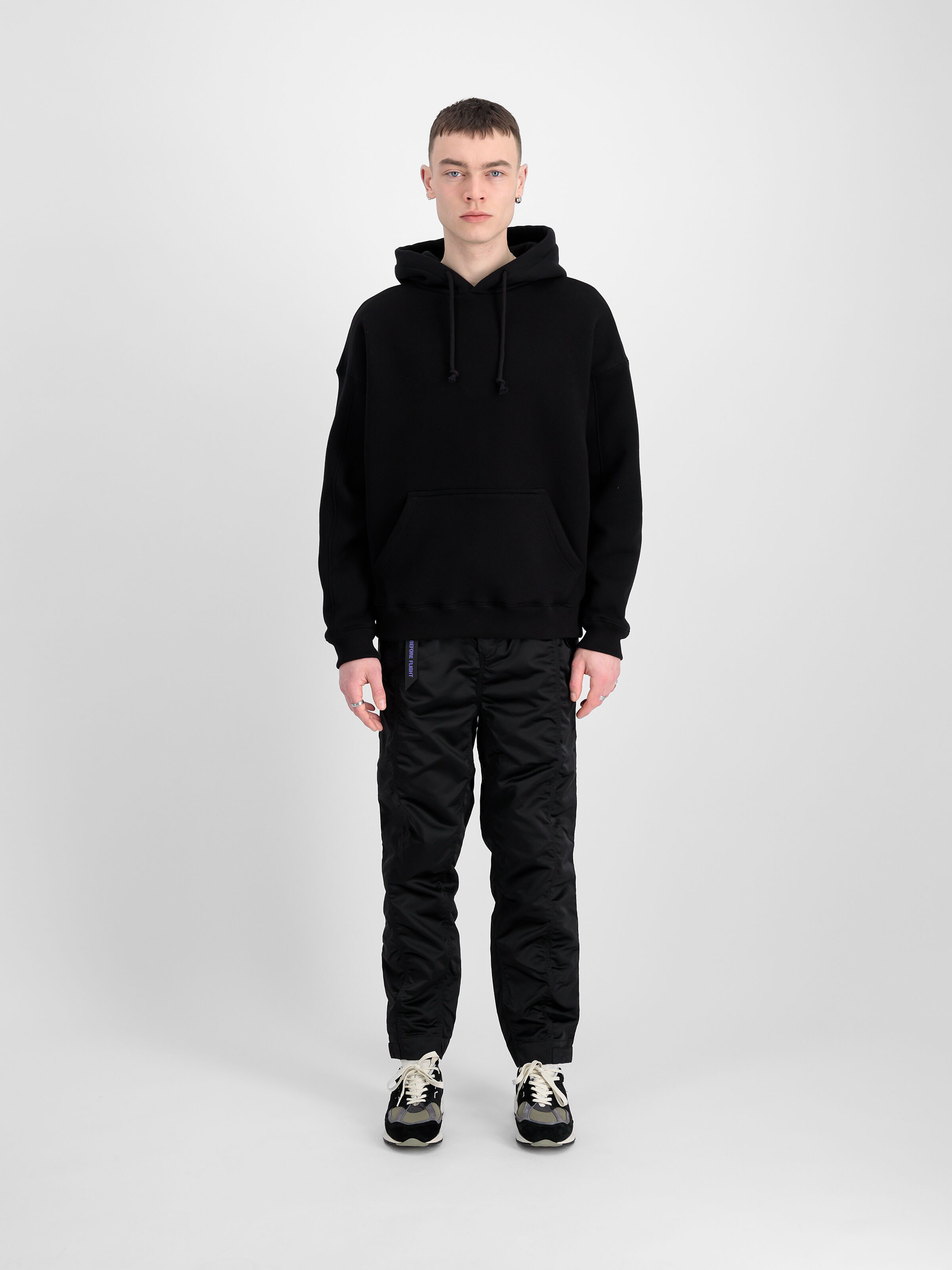UV Hoodie black 146333UV_03_2_model_00001_99283