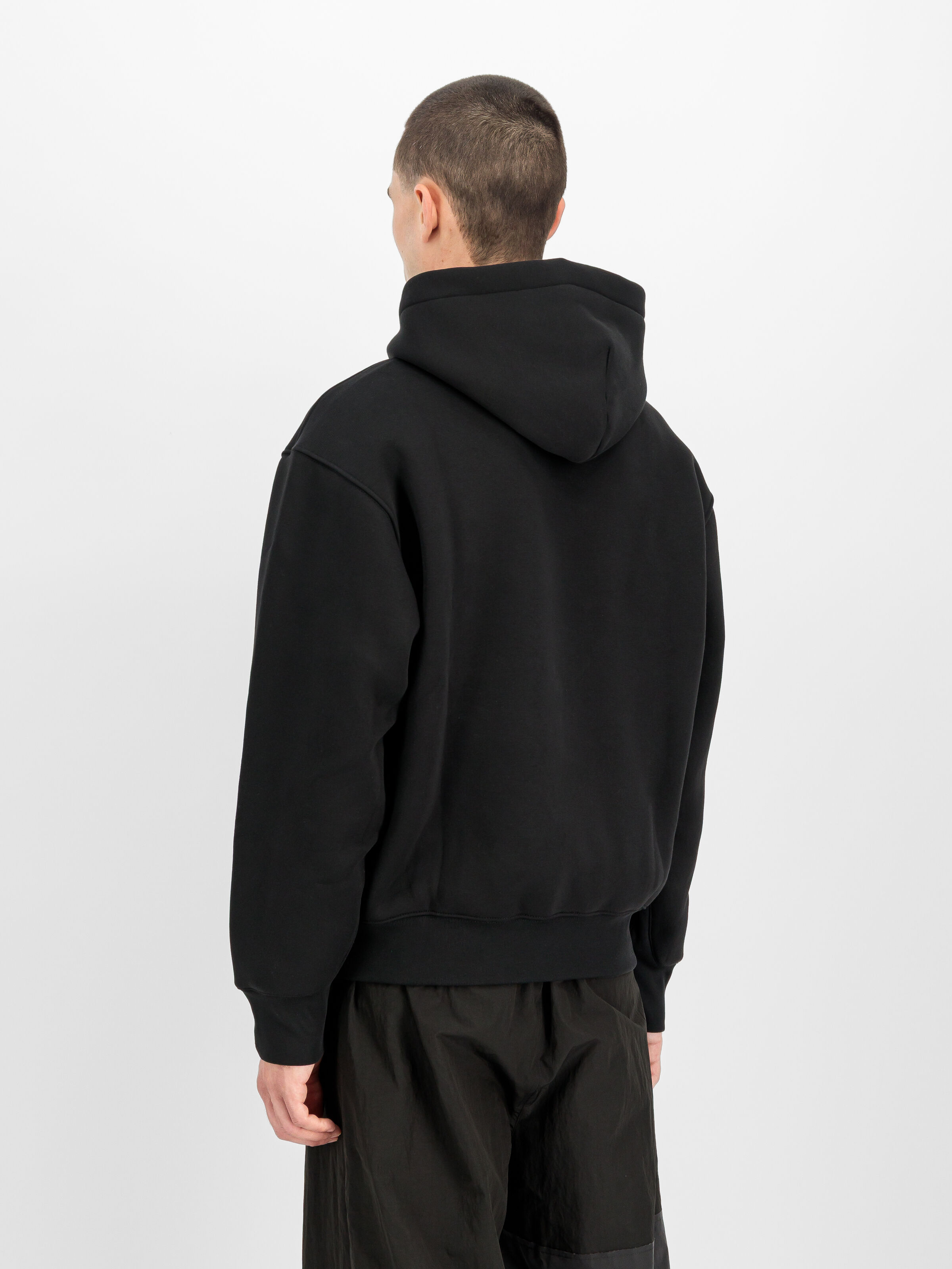Base UV Hoodie black 768007_03_2_model_00004_245624