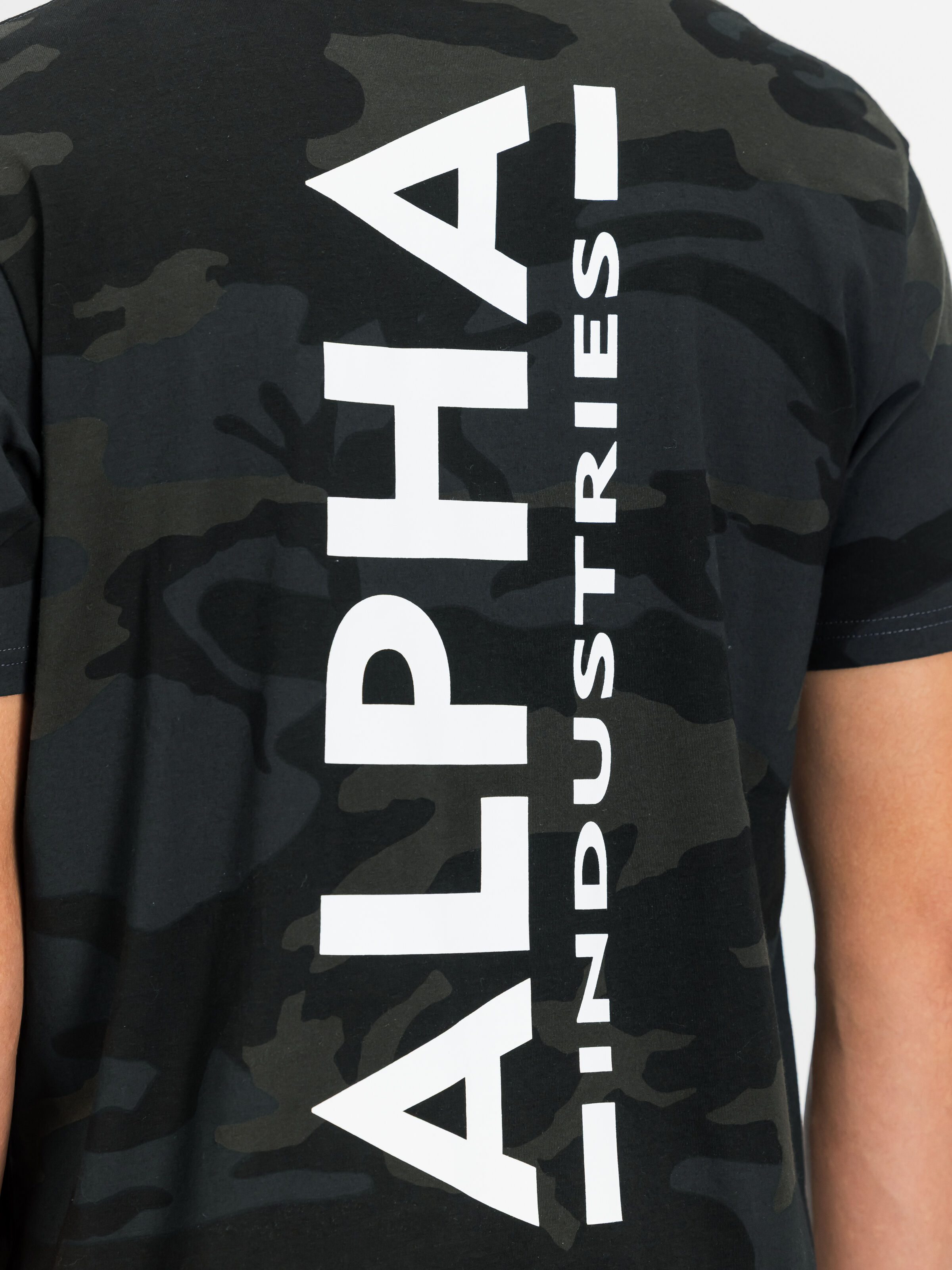 Backprint Camo T-Shirt black camo 128507C_125_3_detail_00002_183626