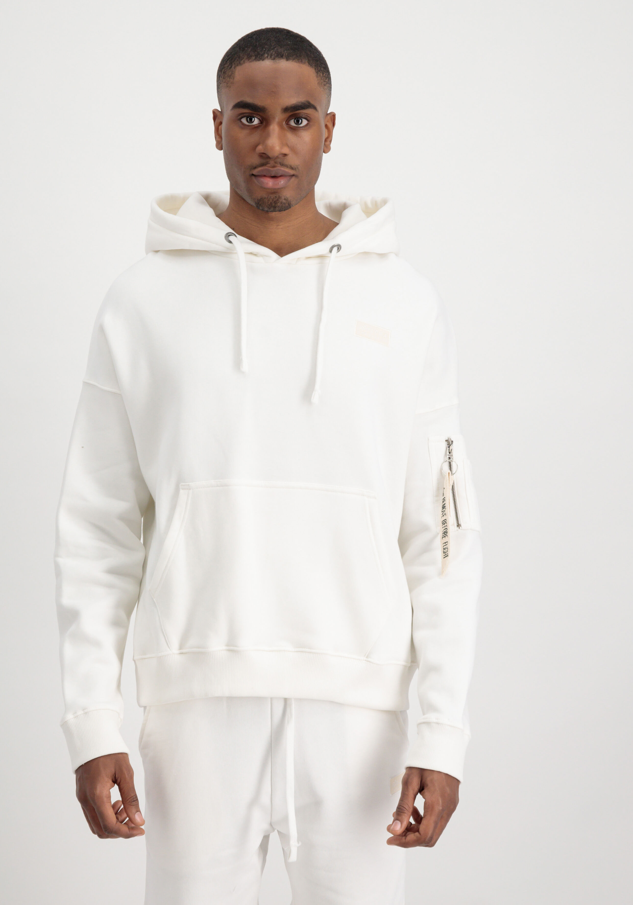Organics Oversized Hoodie organic white 118349_626_alpha_industries_organics_os_hoody_001_124267.jpg