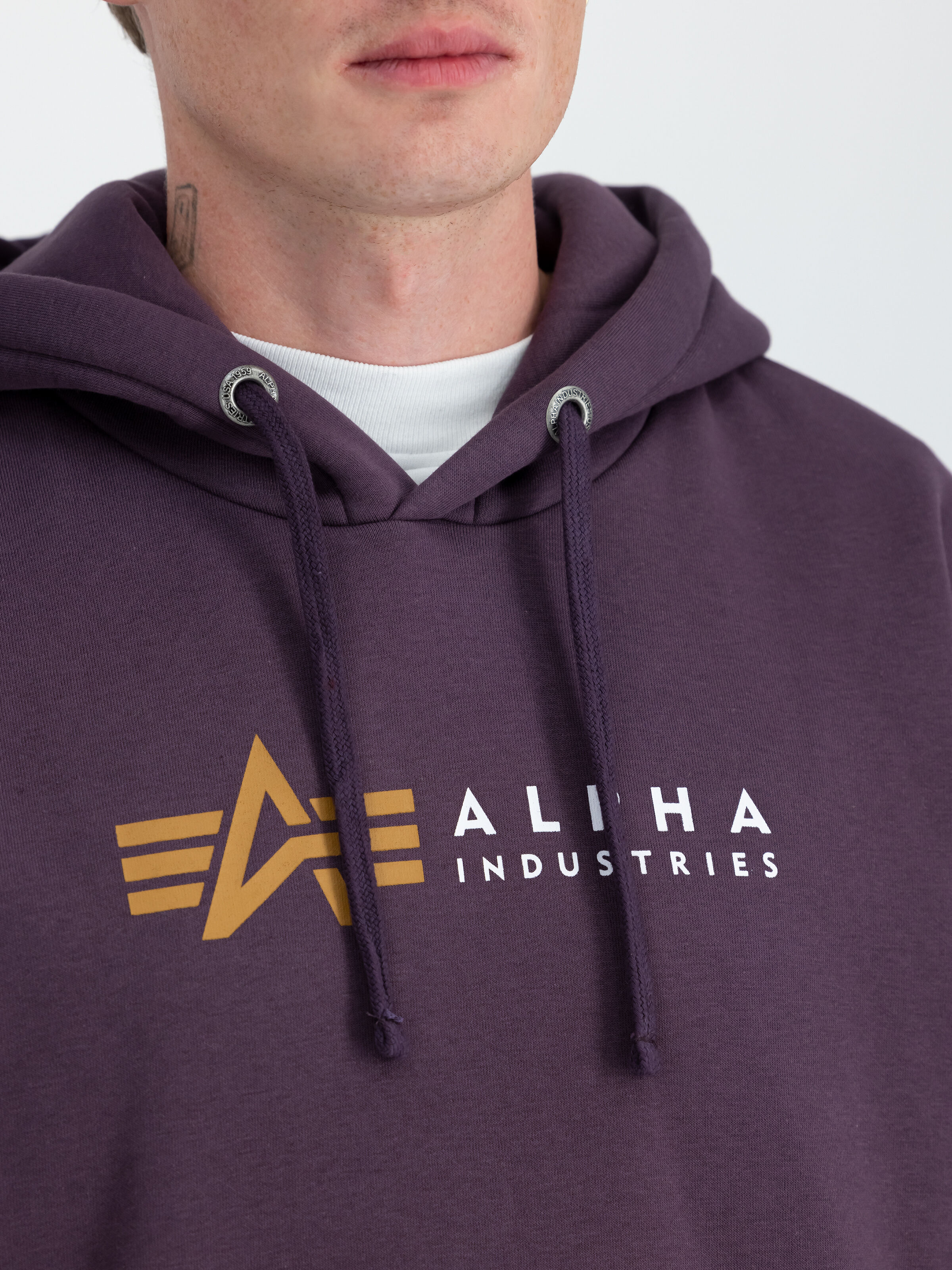 Alpha Label Hoodie Plum 118331_719_3_detail_00001_129530