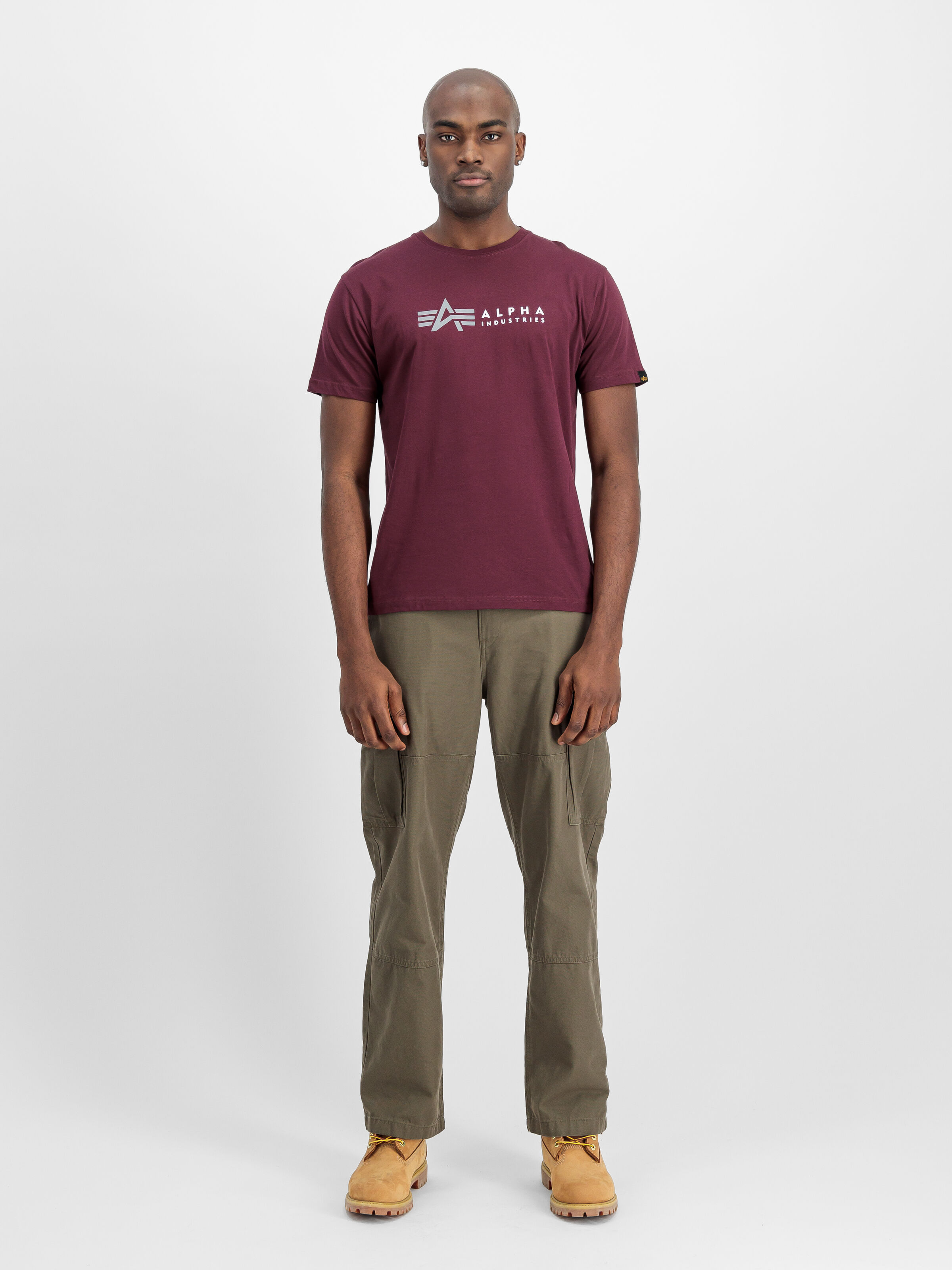Alpha Label T-Shirt dark cherry 118502_608_2_model_00001_160805