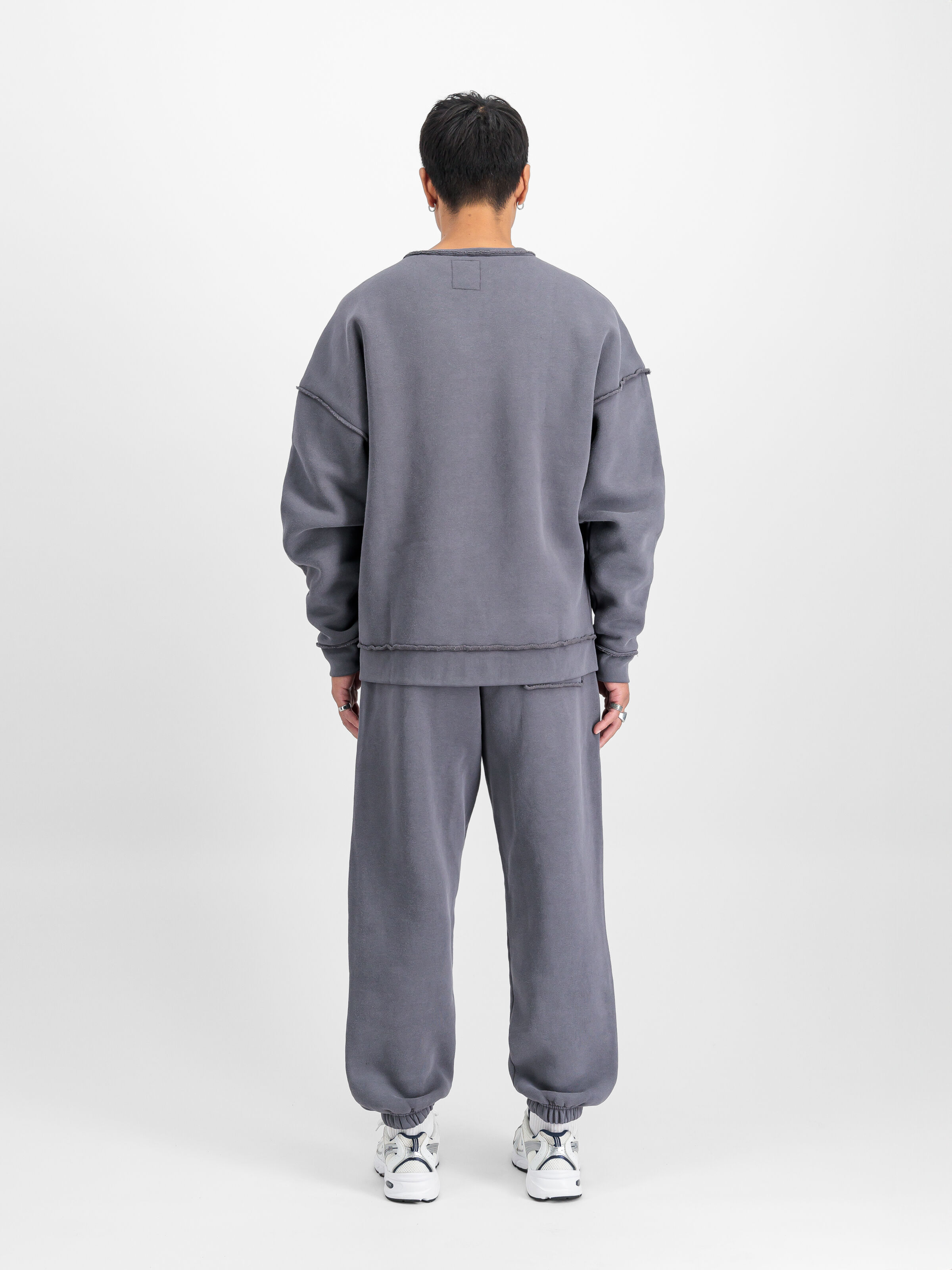 Open Edge Sweatshirt vintage grey 148305_684_2_model_00002_108602