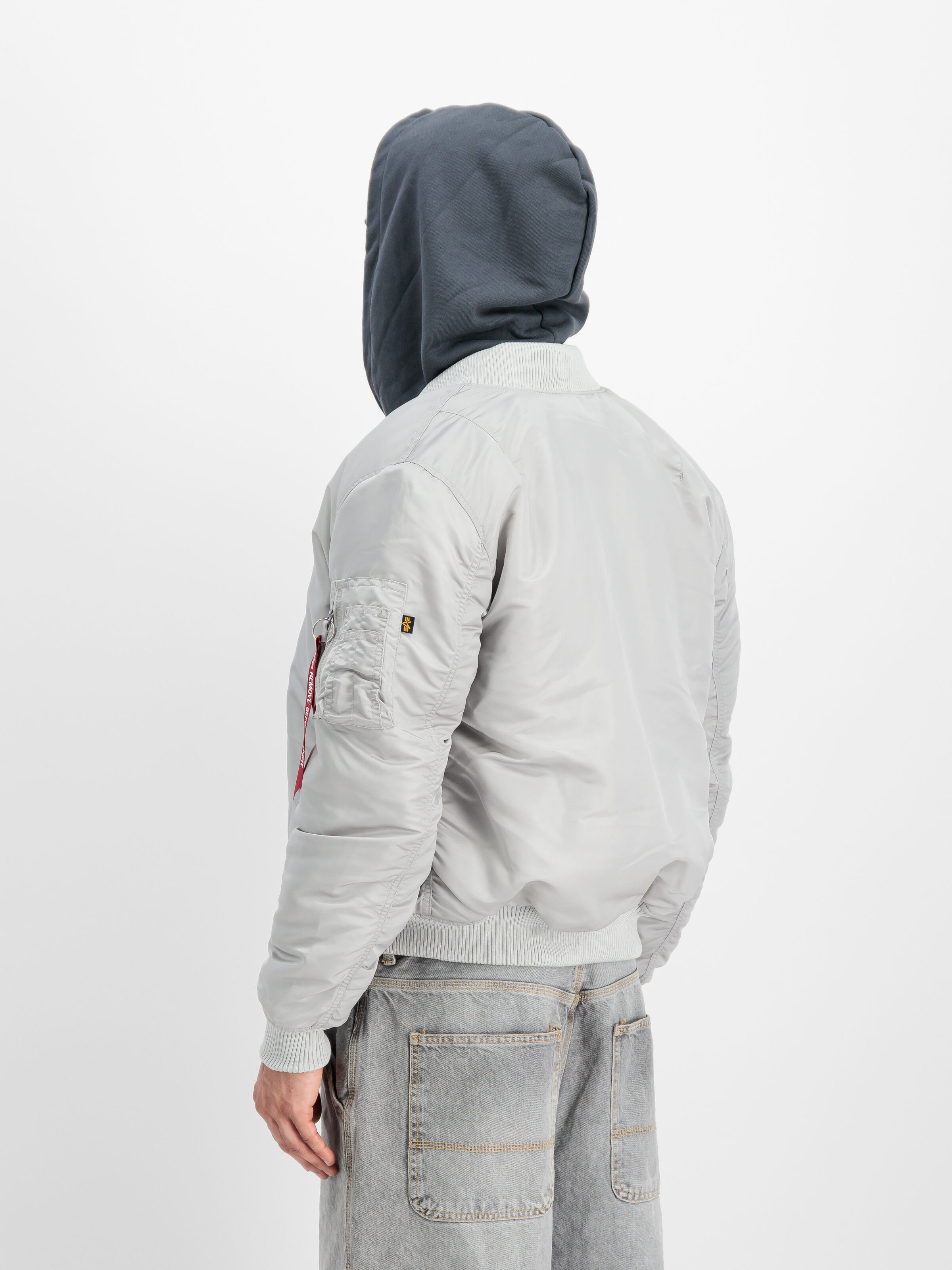 MA-1 VF 59 Bomber Jacket pastel grey 191118_666_2_model_00004_125437