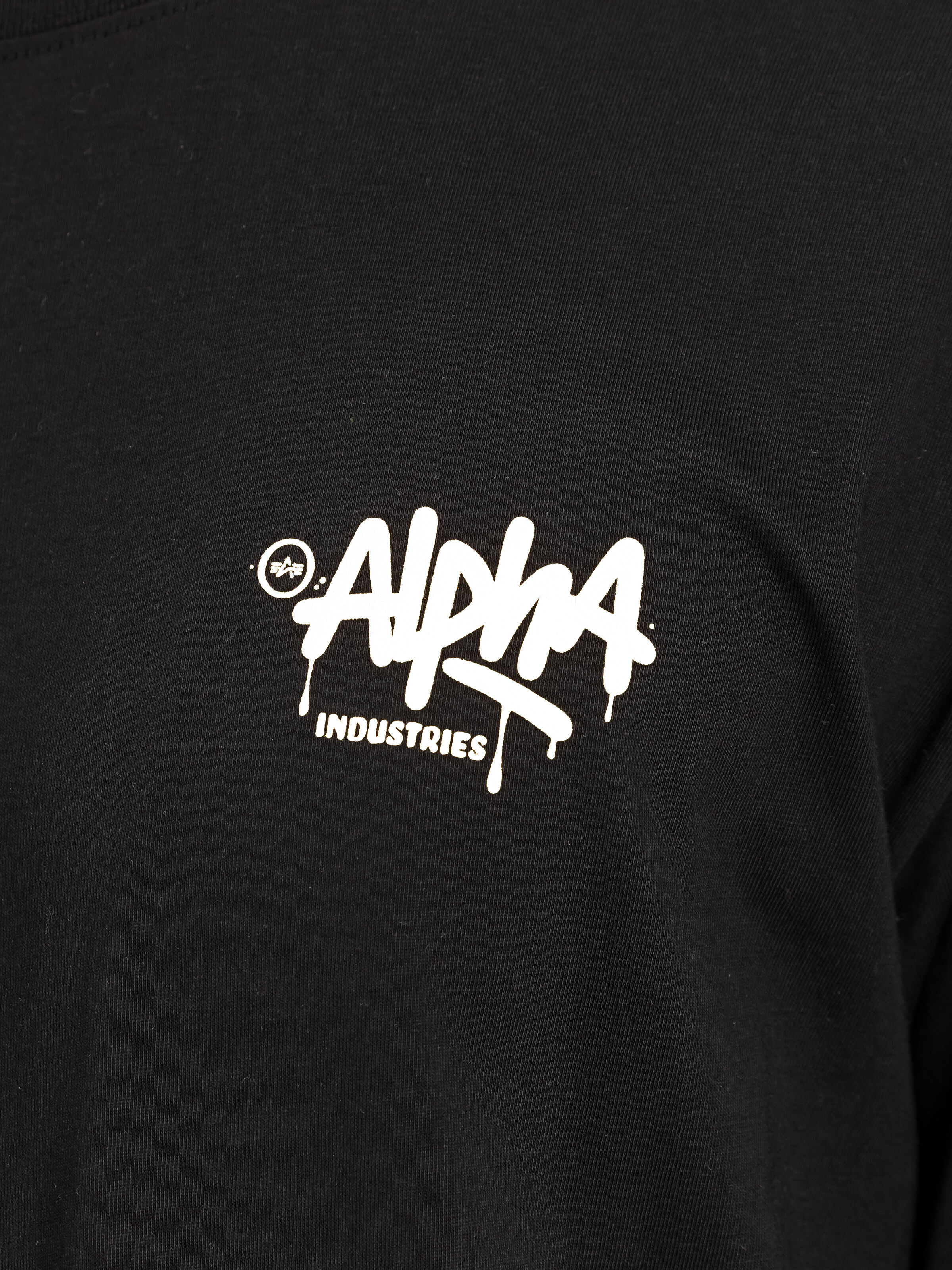 Alpha Signature T-Shirt black 266554_03_3_detail_00001_220409