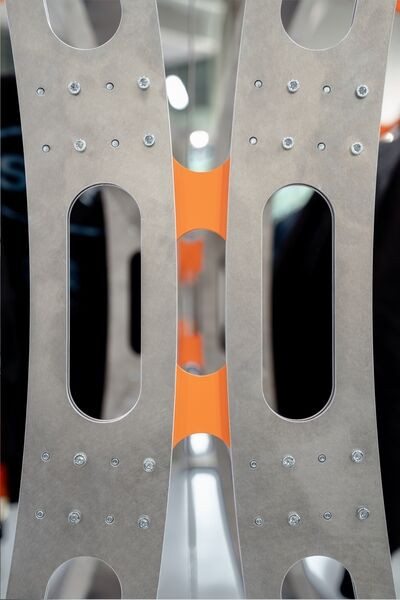 0193451ff2a277bf9a25e18a571fb93f