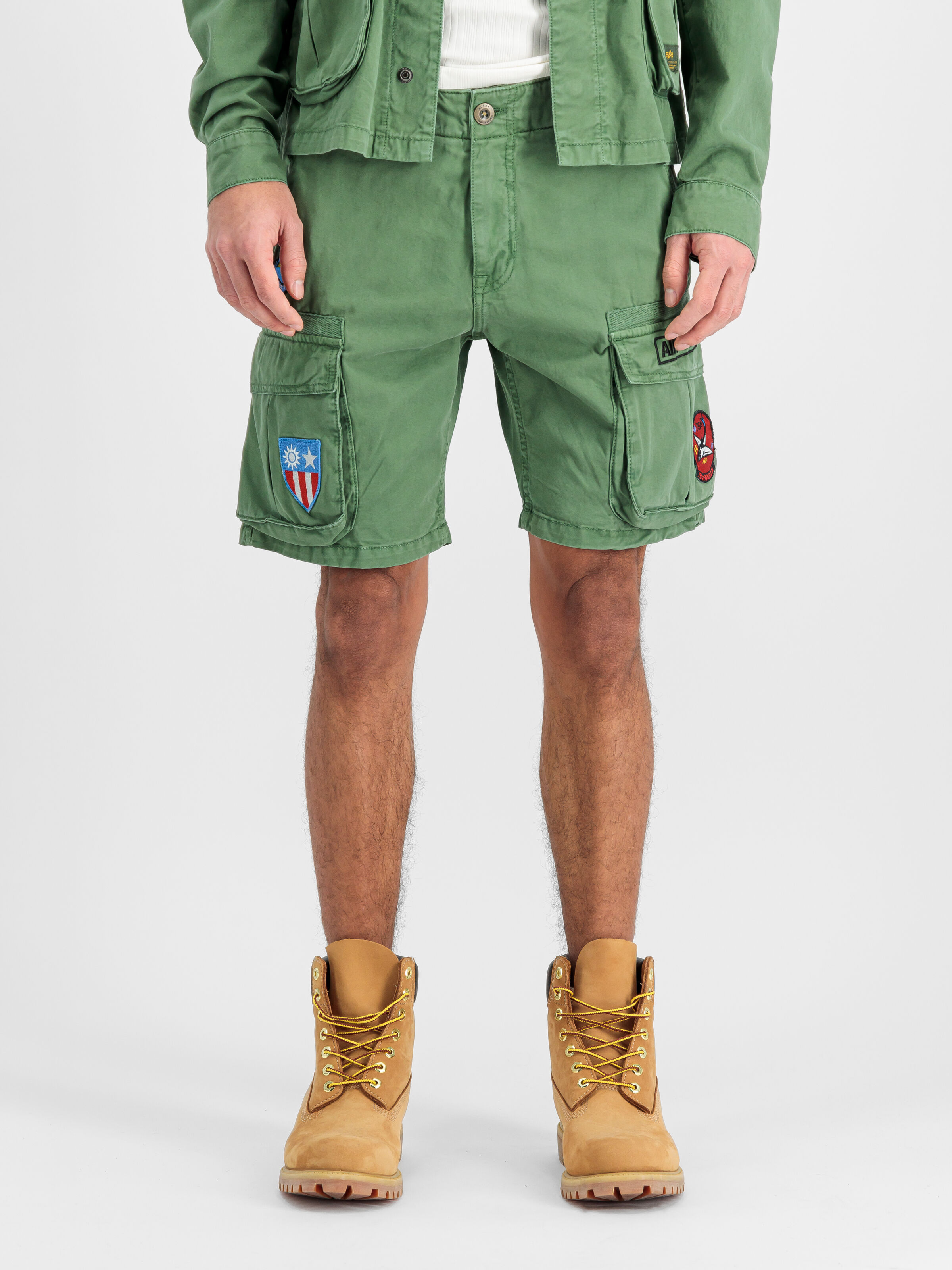Flying Tigers Short vintage green 156254_432_2_model_00003_144070