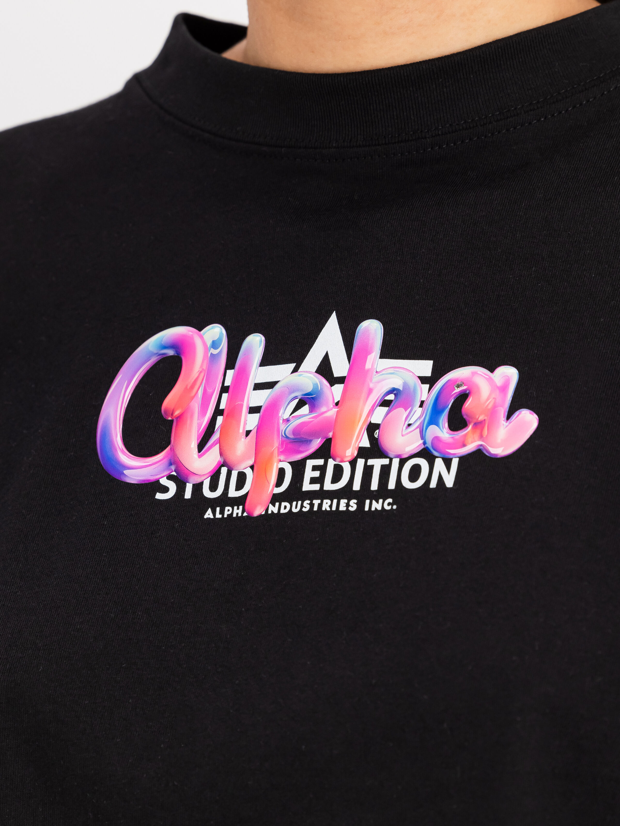 Studio Rainbow Cropped T-Shirt Women black 258064_03_3_detail_00001_161205