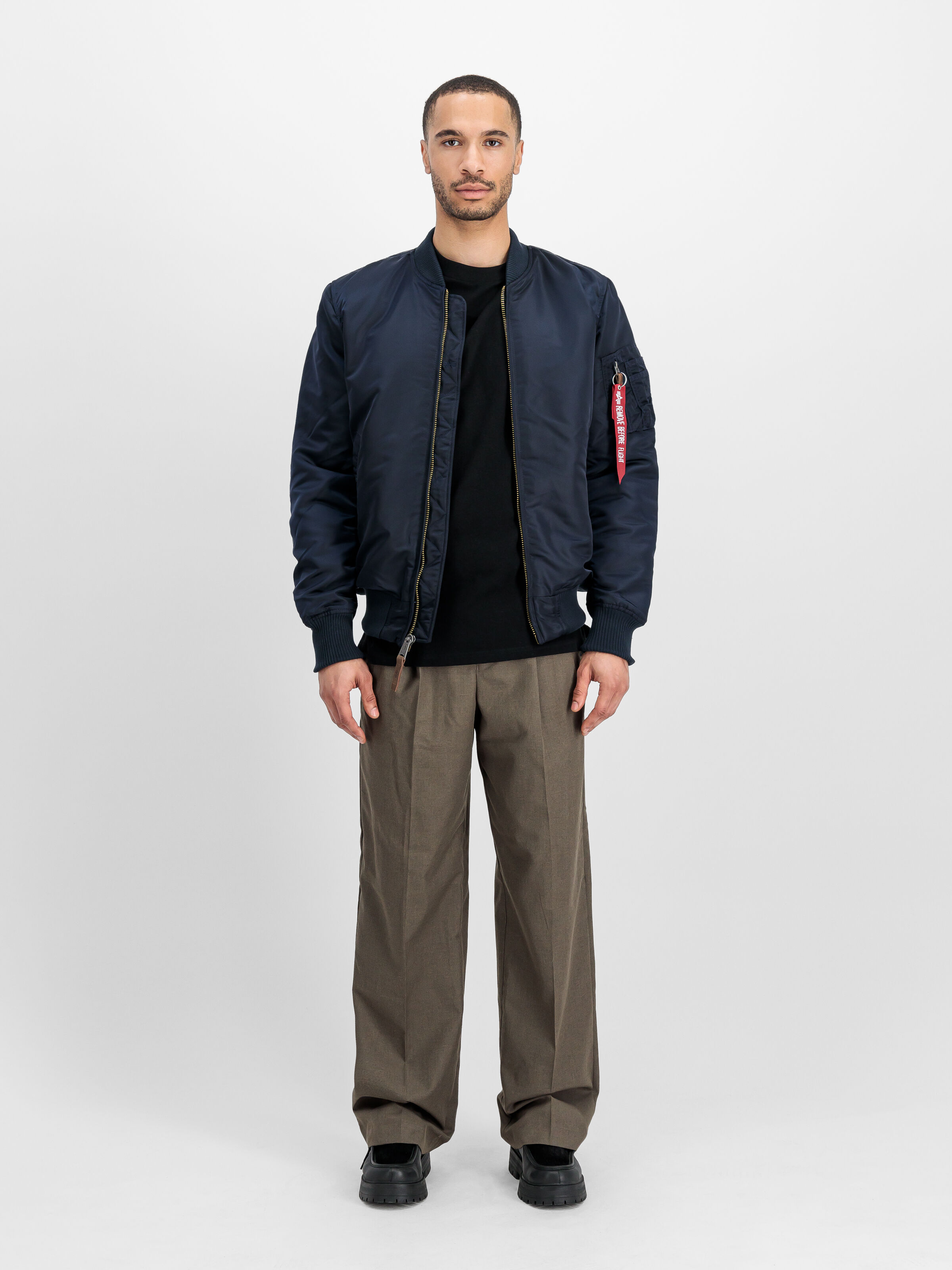 MA-1 VF 59 Long rep.blue 168100_07_2_model_00001_125763