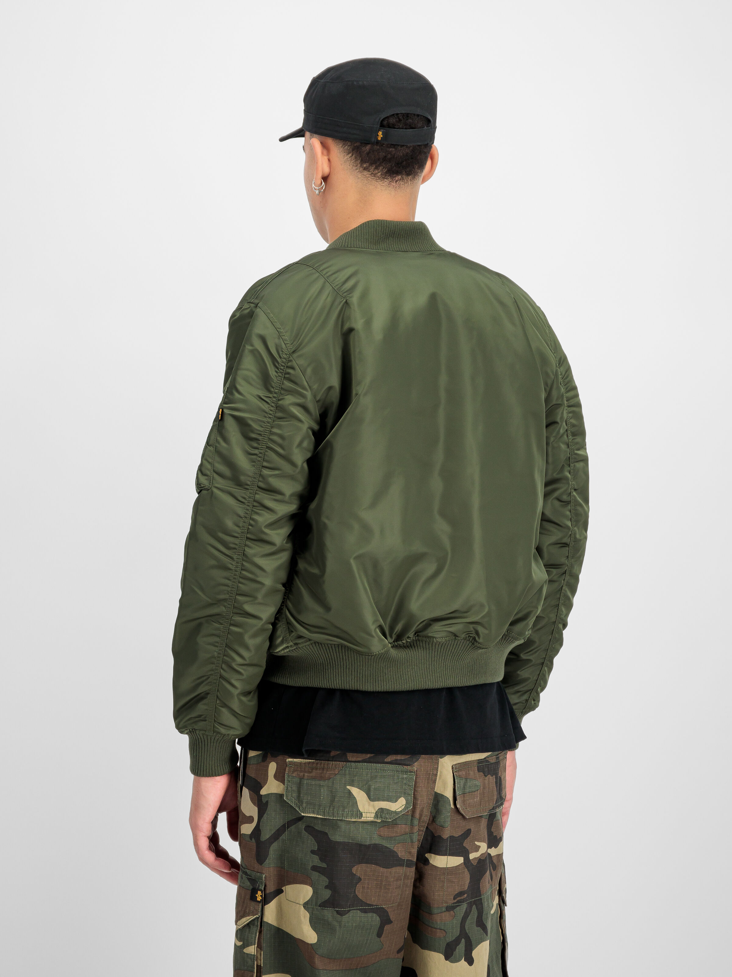 MA-1 VF 59 Bomber Jacket dark green 191118_257_2_model_00003_184800