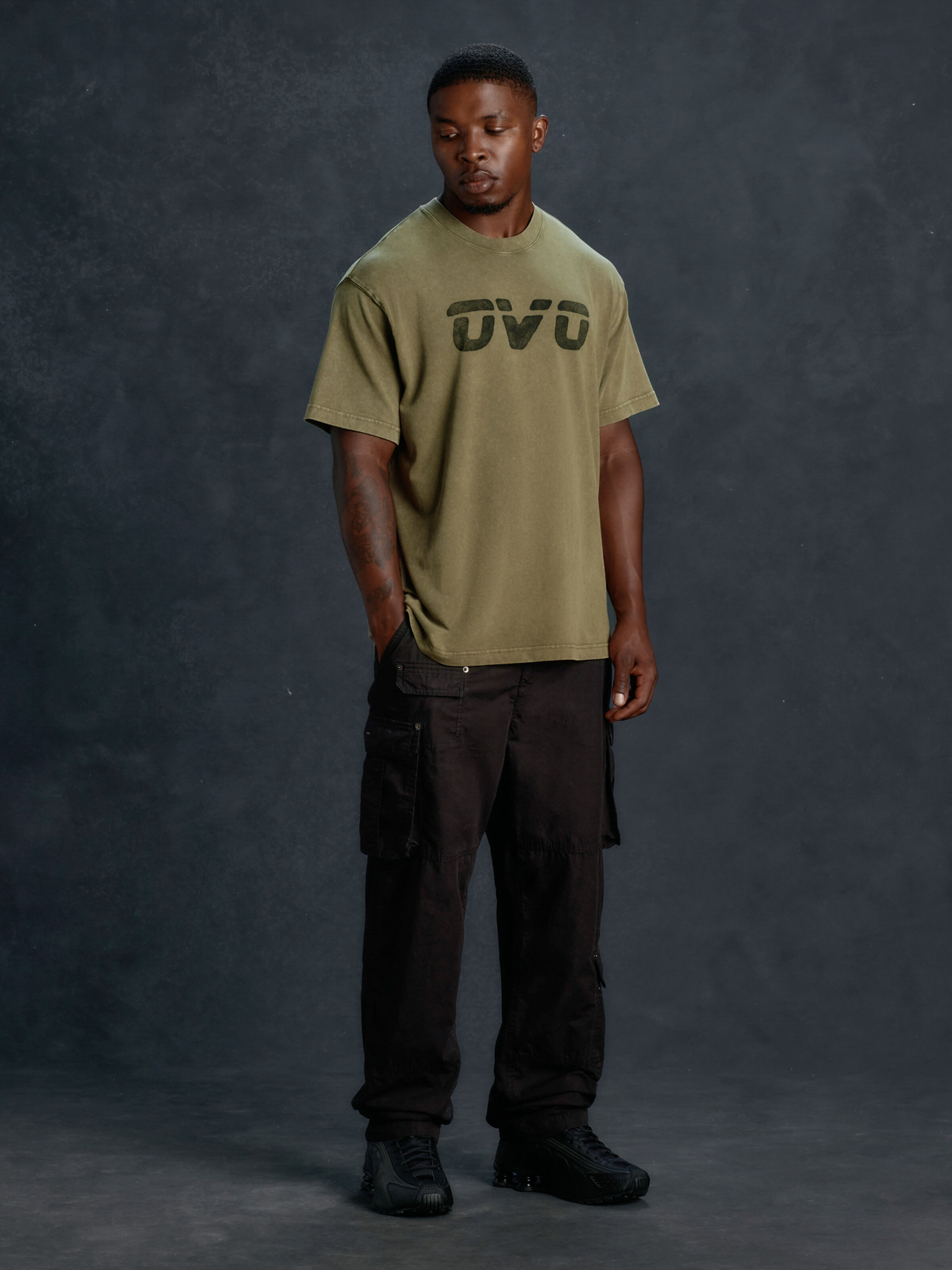 ALPHA x OVO Garment Dye T-Shirt olive 258017_11_2_model_00001_195934