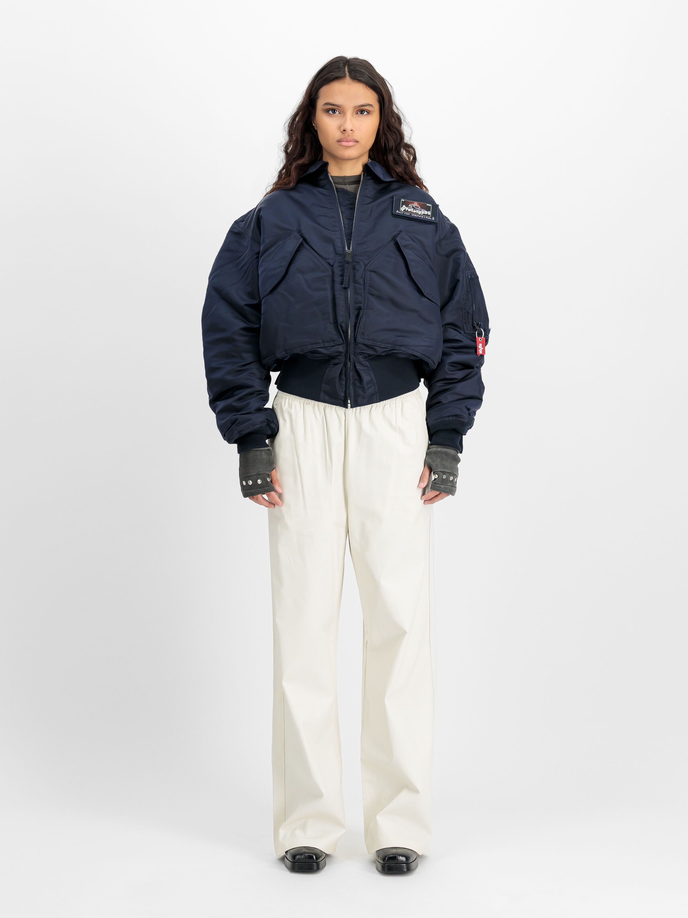 ALPHA x PROTOTYPES CWU-45 Outline Bomber Jacket navy 258164_02_2_model_00001_223957