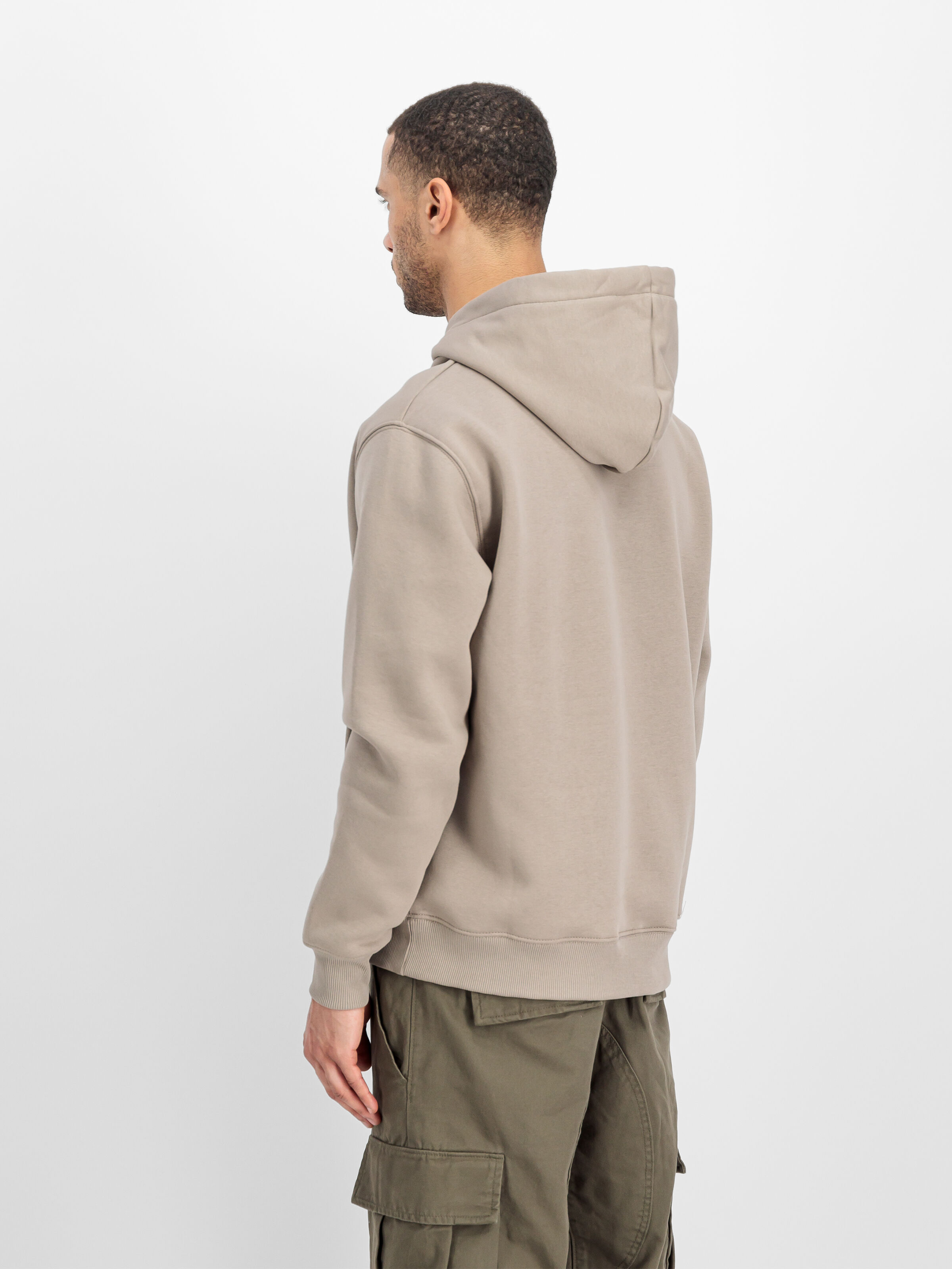 Basic Small Logo Hoodie vintage sand 196318_679_2_model_00004_125390