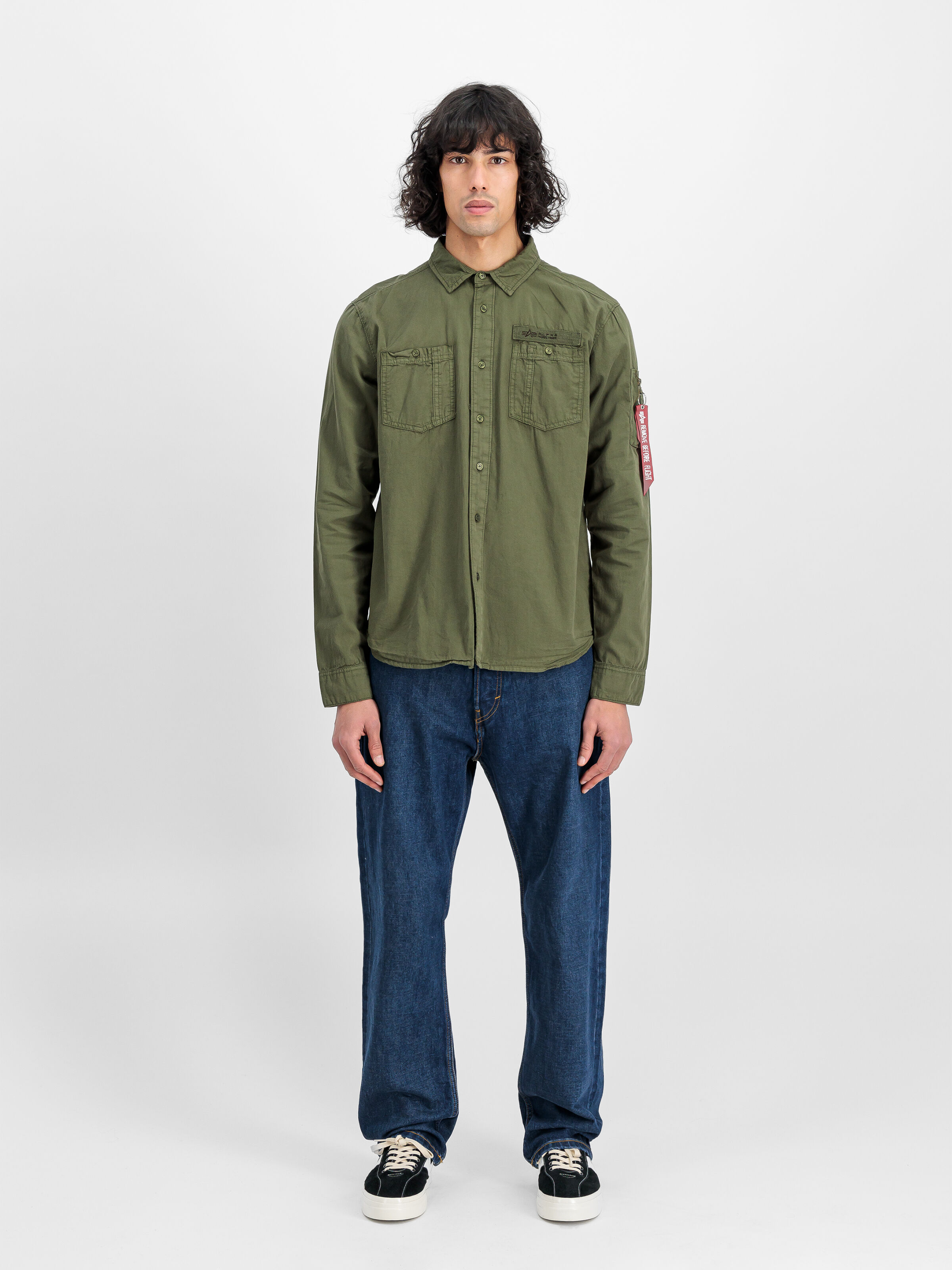 Air Force Embroidery Shirt dark olive 138422_142_2_model_00001_128950