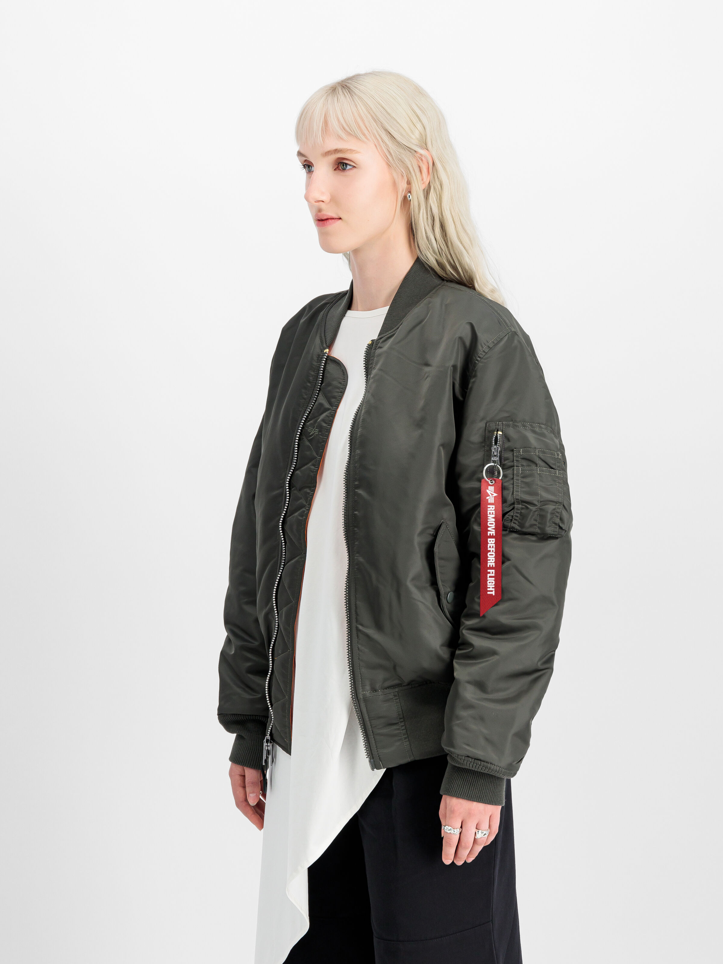 MA-1 Heritage Bomber Jacket rep.grey 100101_04_2_model_00003_247790