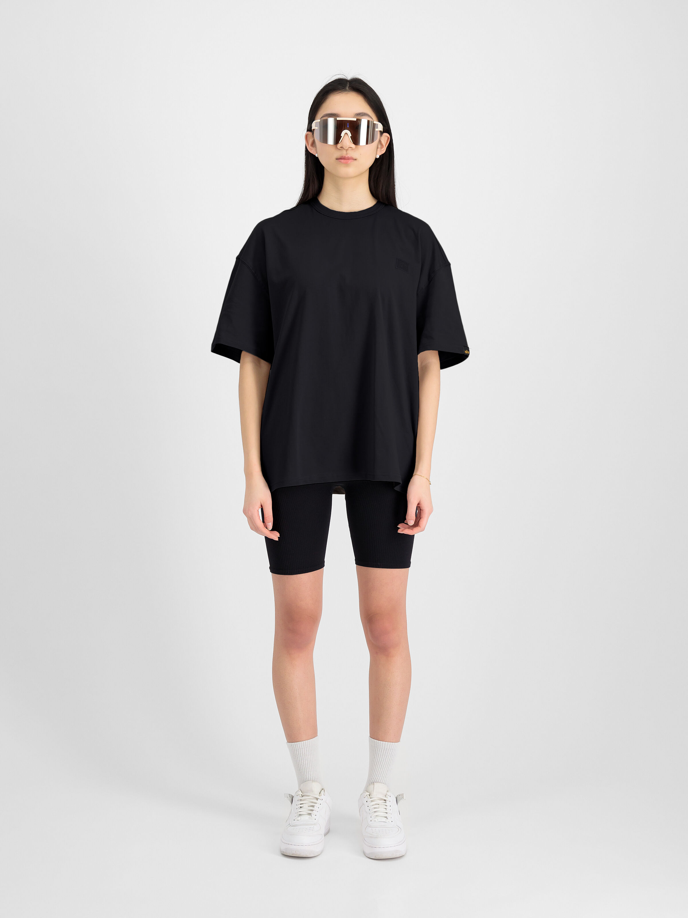 Alpha Essentials Rubber Logo T-Shirt Women black 146061_03_2_model_00001_98356