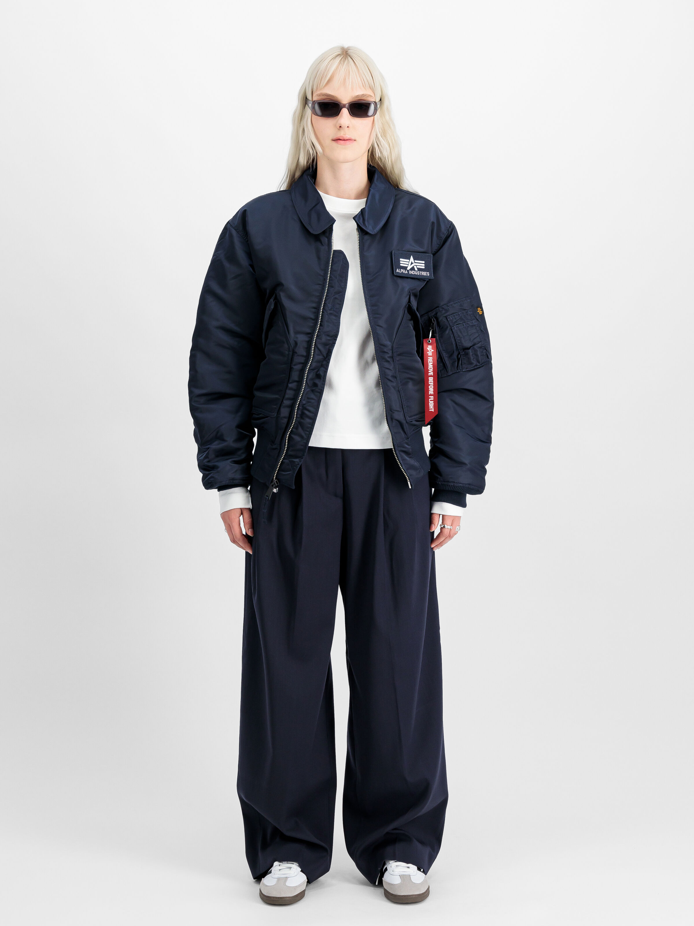 CWU-45 Heritage Bomber Jacket rep.blue 100102_07_2_model_00001_248356