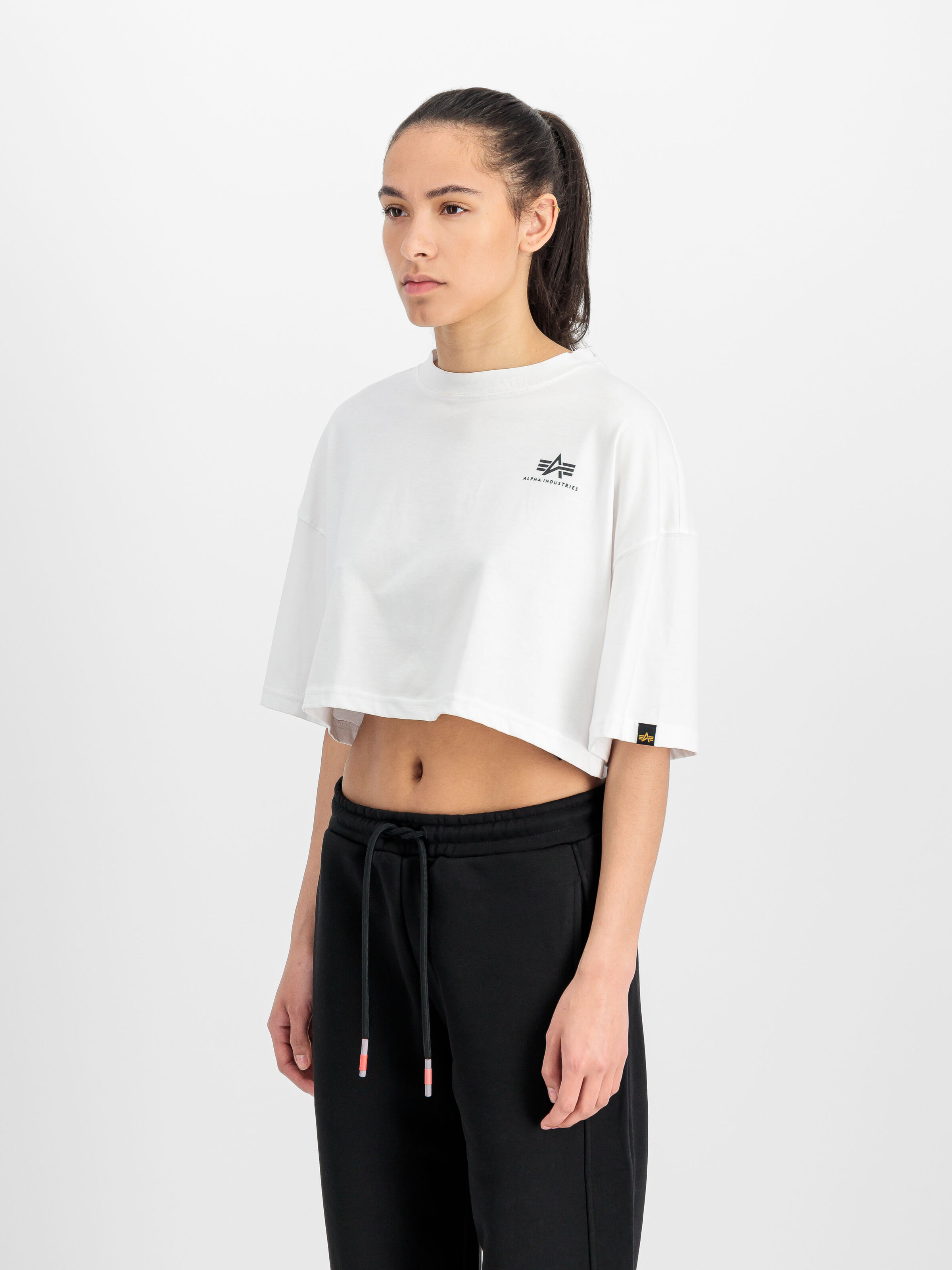 Basic Small Logo Cropped PP T-Shirt Women white 258062_09_2_model_00002_165394
