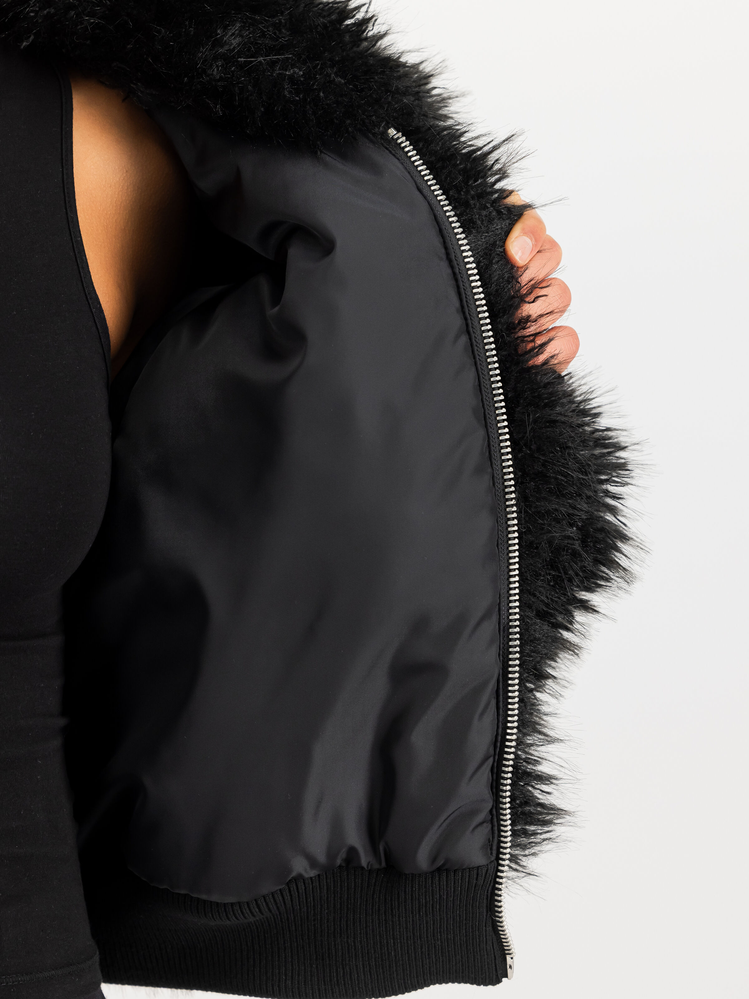 CWU-45/P Fur Bomber Jacket Women black 268003_03_3_detail_00002_229915