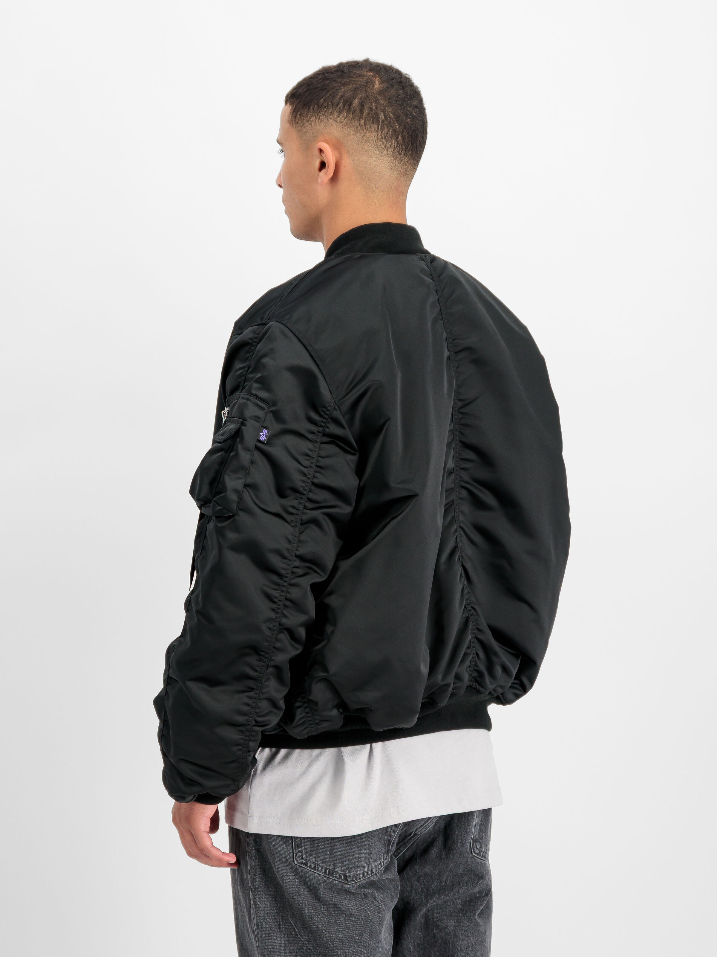 MA-1 UV Bomber Jacket black 146115UV_03_2_model_00004_195453