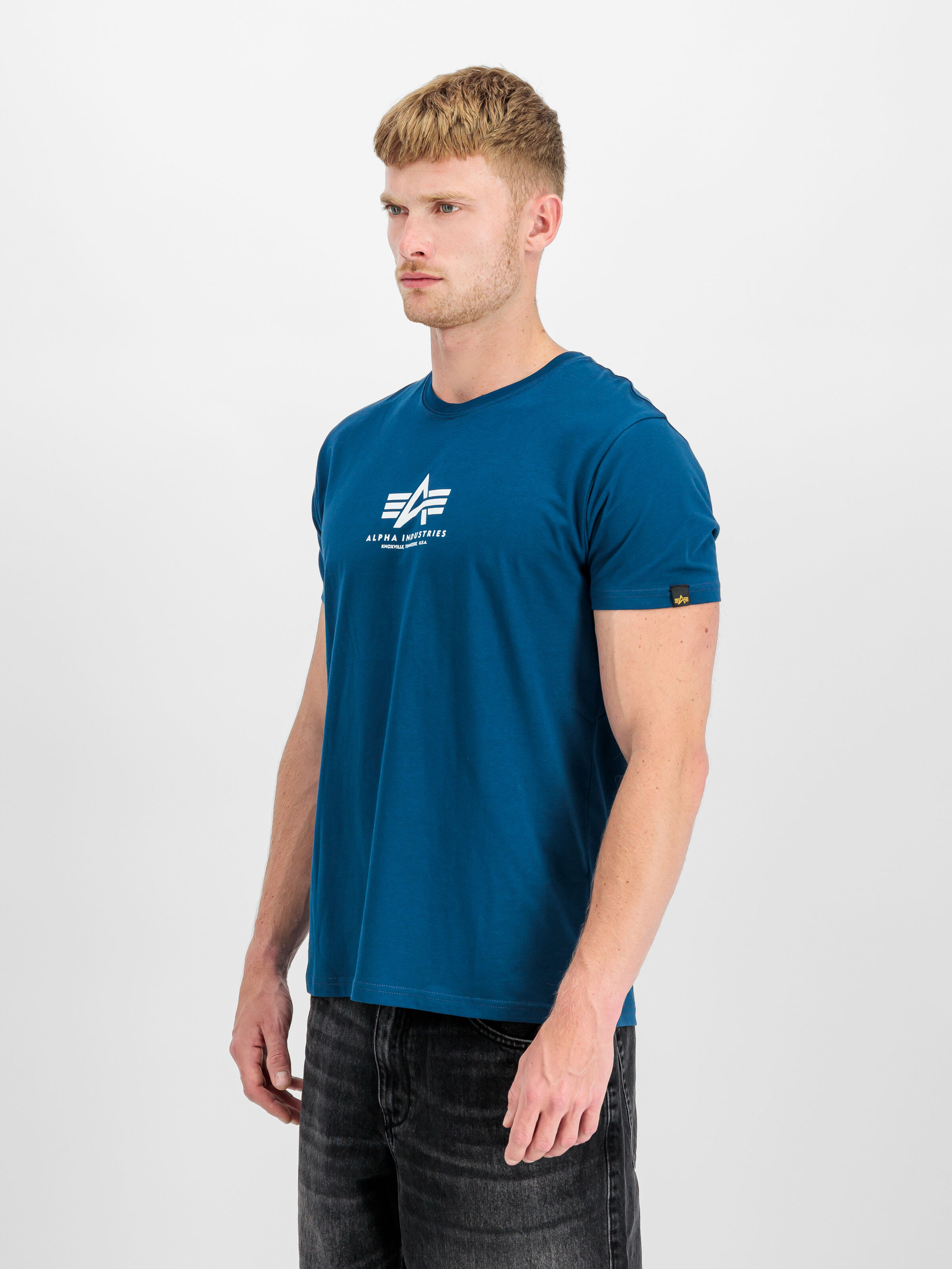 Basic Mid Logo T-Shirt naval blue 118533_579_2_model_00002_190898