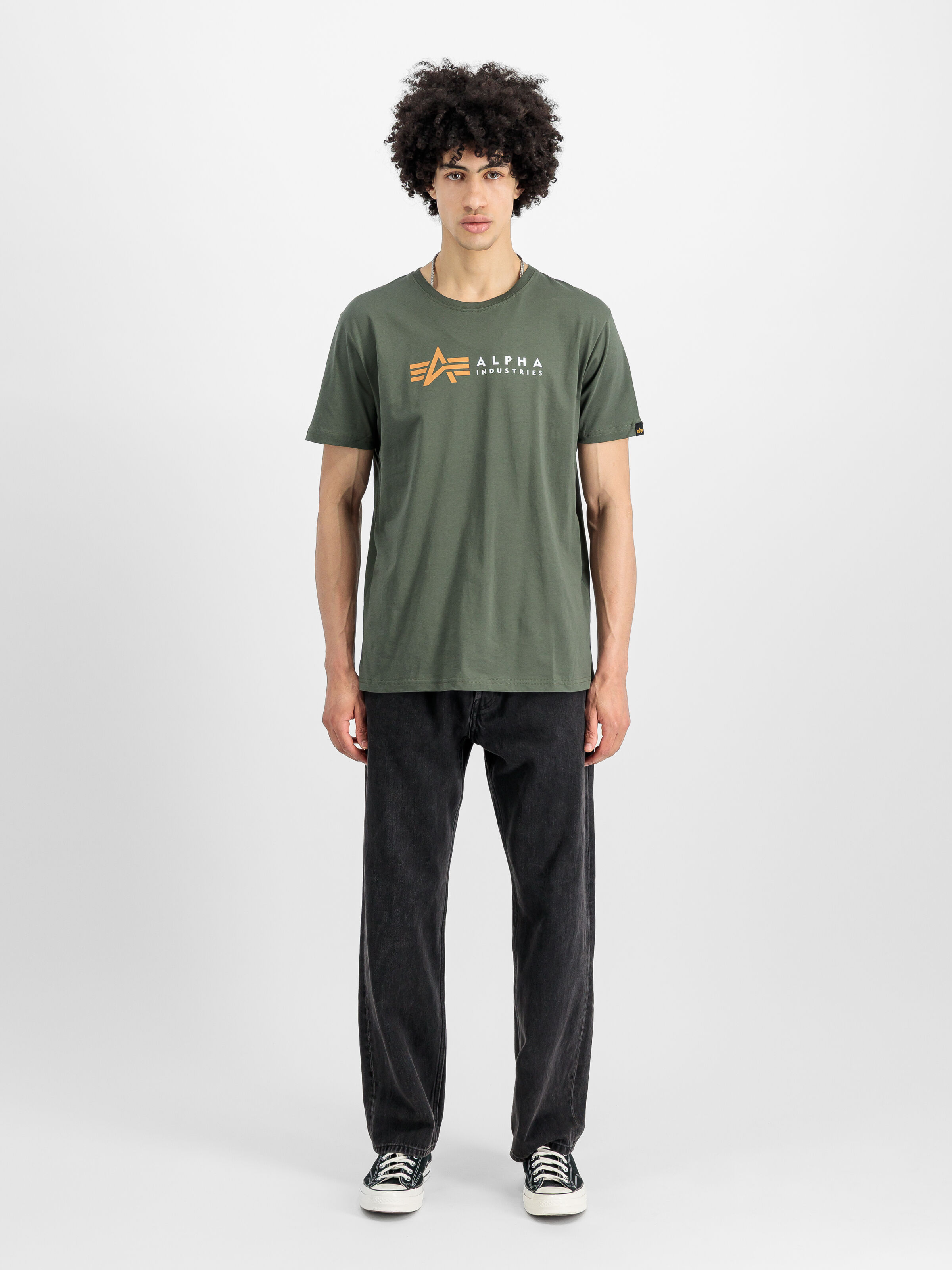 Alpha Label T-Shirt dark olive 118502_142_2_model_00001_156260