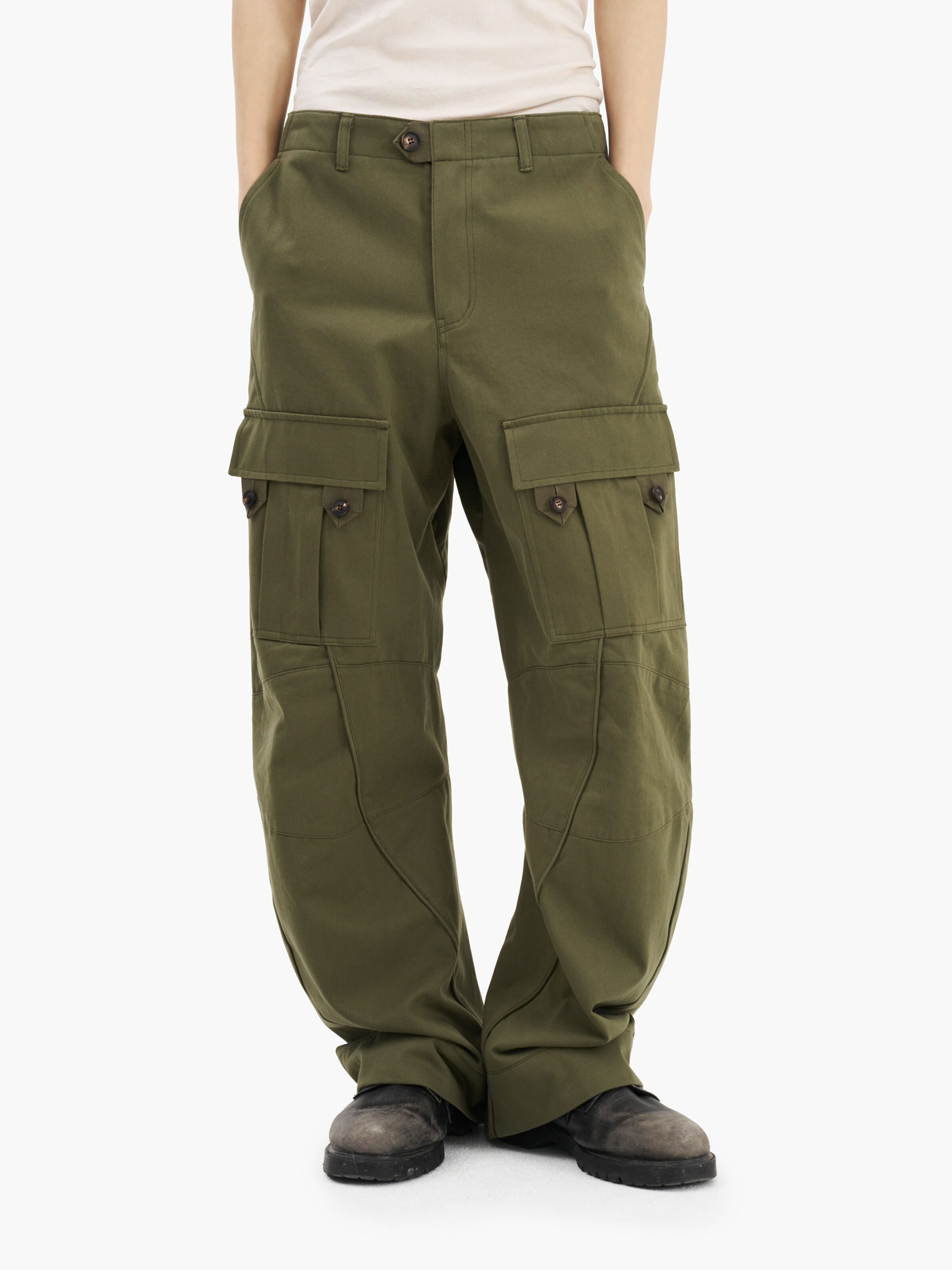 ALPHA X JIYOUNG KIM CURVED MULTI-POCKET TROUSERS light green 156270_120_2_model_00001_157200