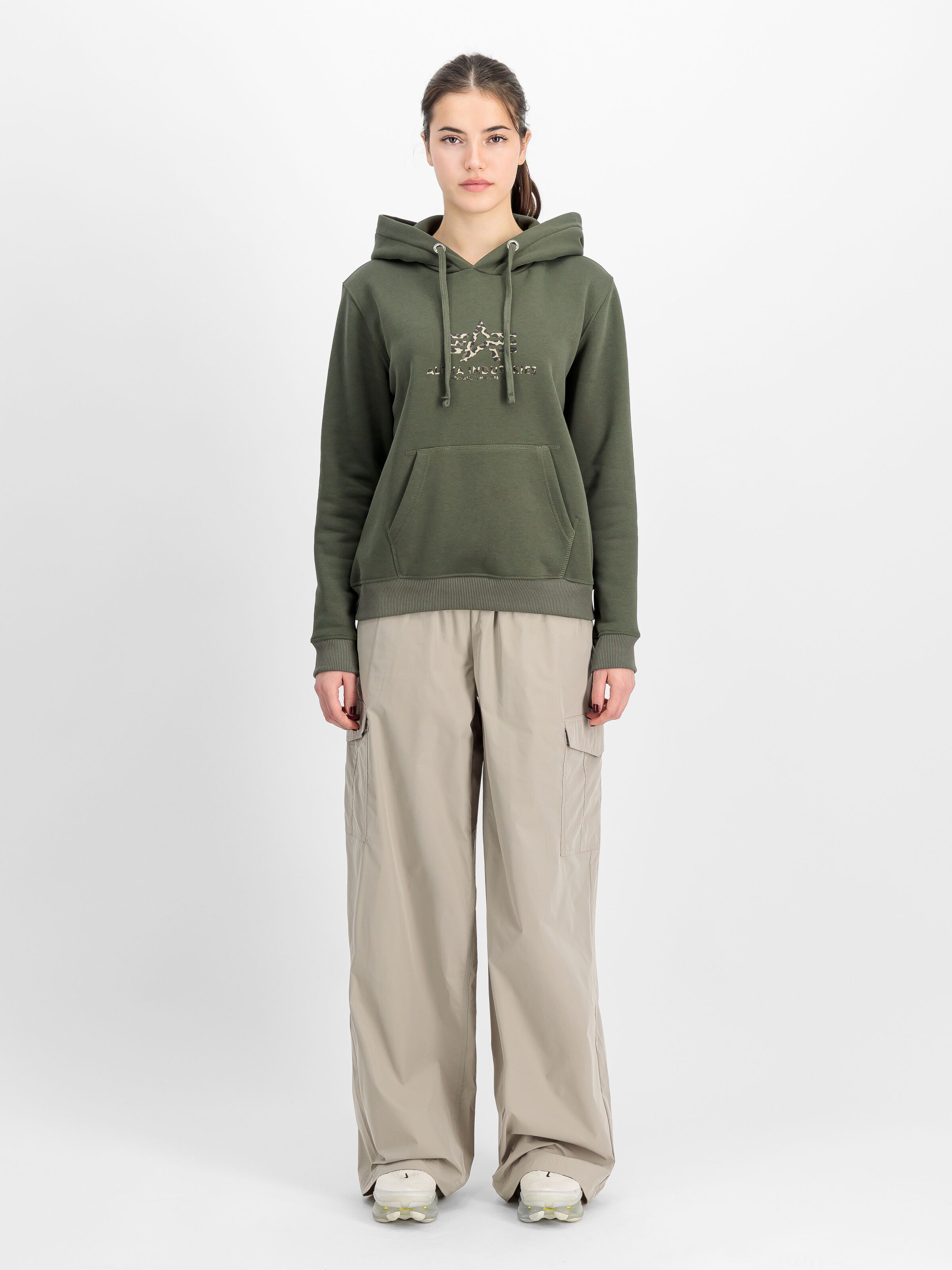 Basic Big Logo Mirror Leo Hoodie Women dark olive 196032ML_142_2_model_00001_199241