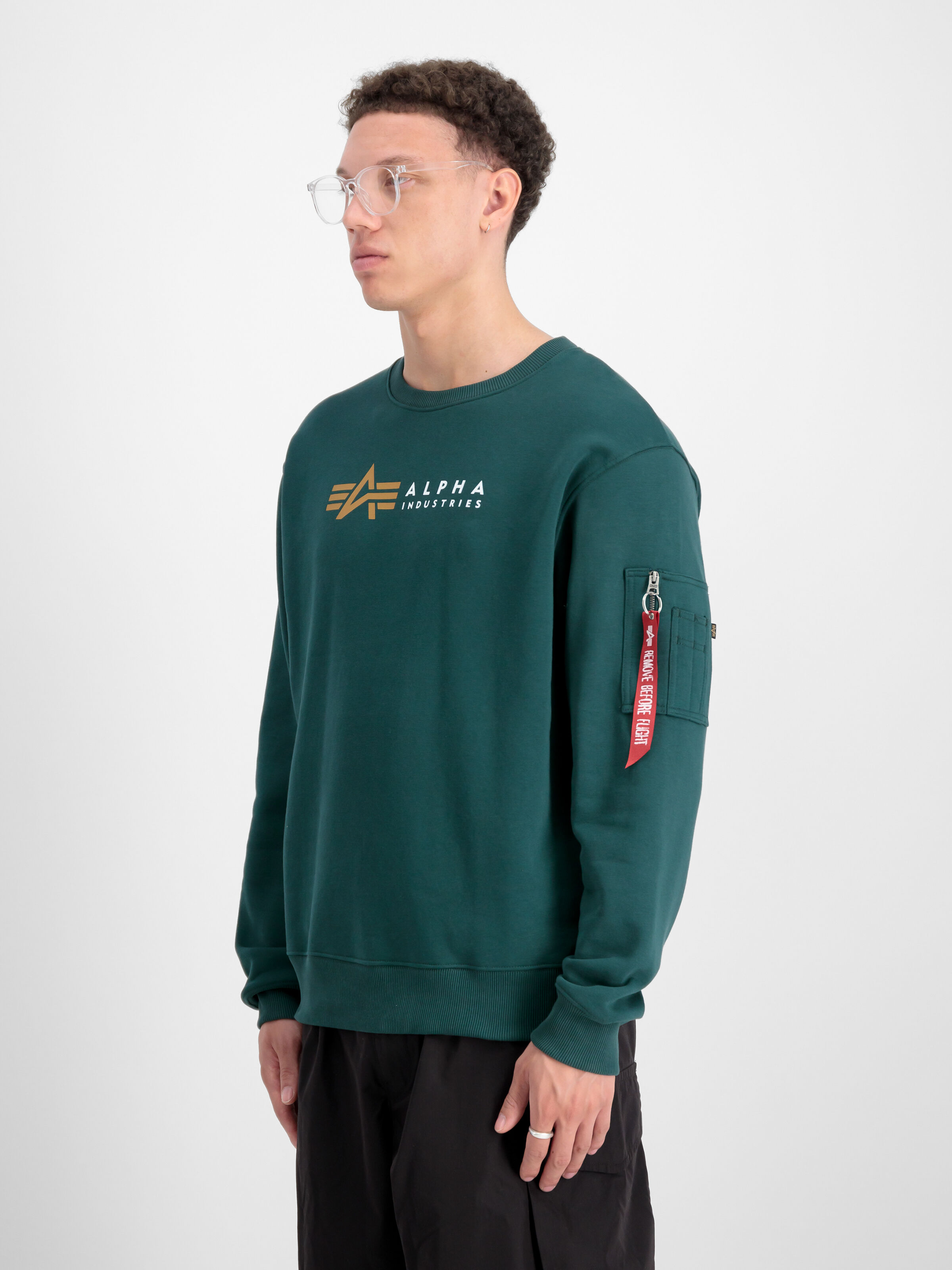 Alpha Label Sweatshirt Force Green 118312_720_2_model_00003_112842