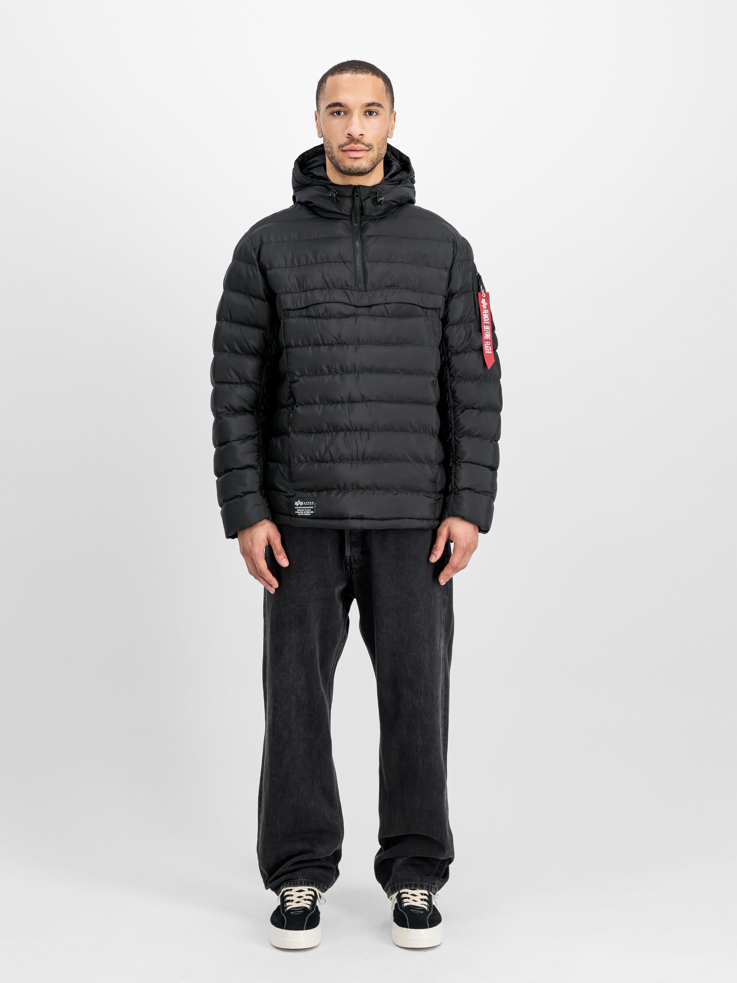 Puffer Anorak black 138115_03_2_model_00001_125969