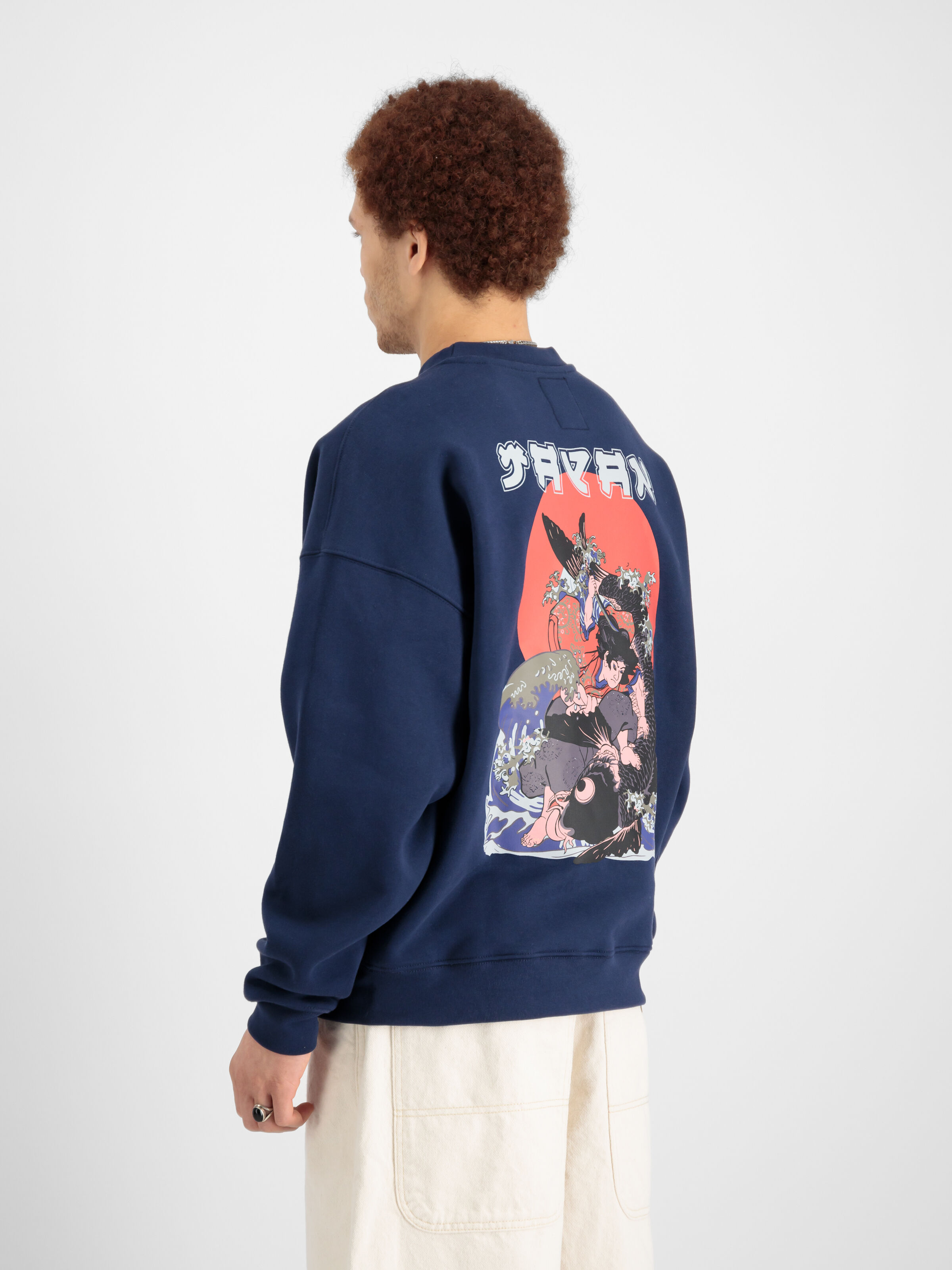 Japan Wave Warrior Sweatshirt ultra navy 146309_697_2_model_00004_124362