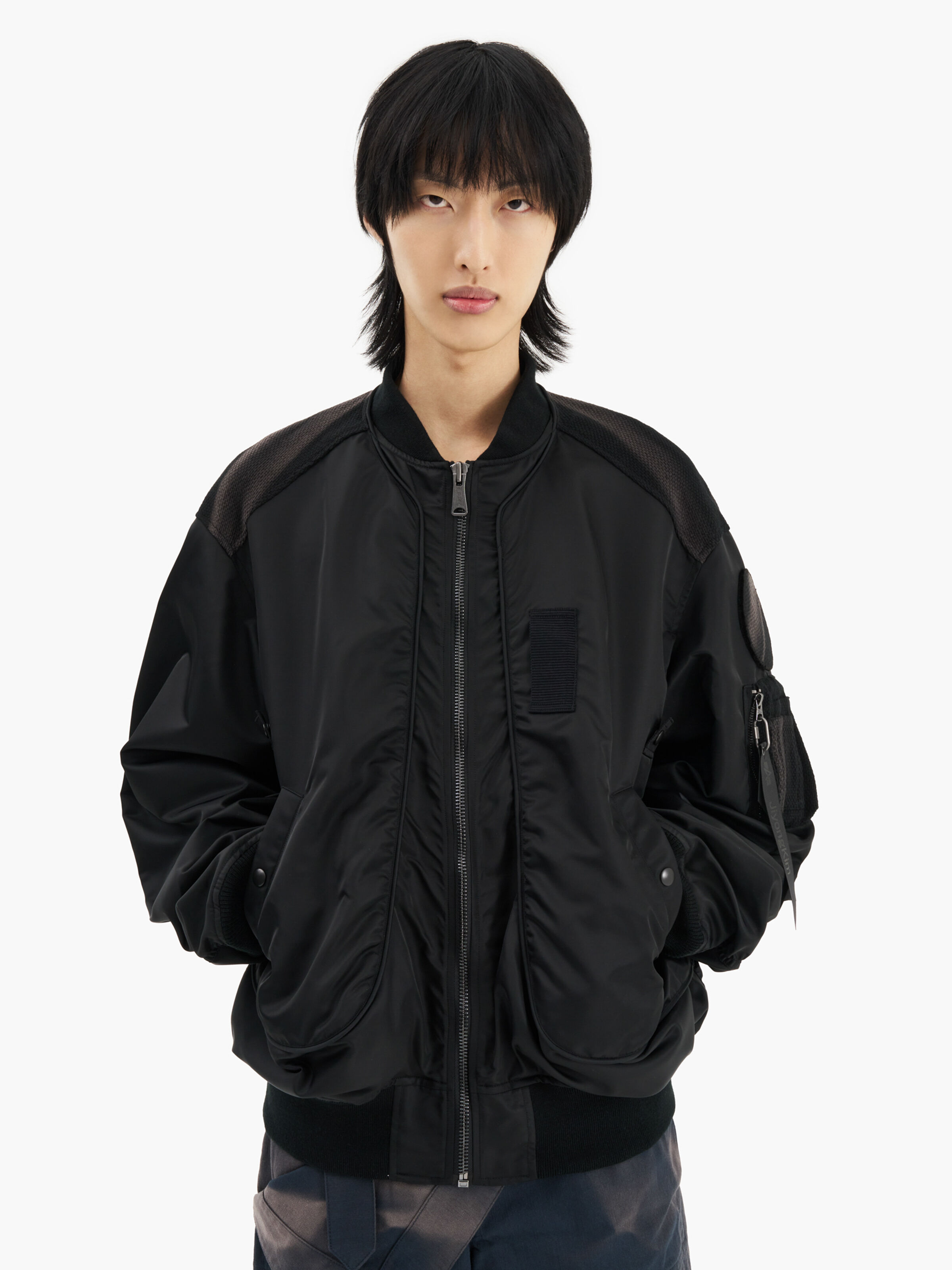 ALPHA X JIYOUNG KIM SUN-BLEACHED FLIGHT L-2B BOMBER black 156160_03_2_model_00002_157179