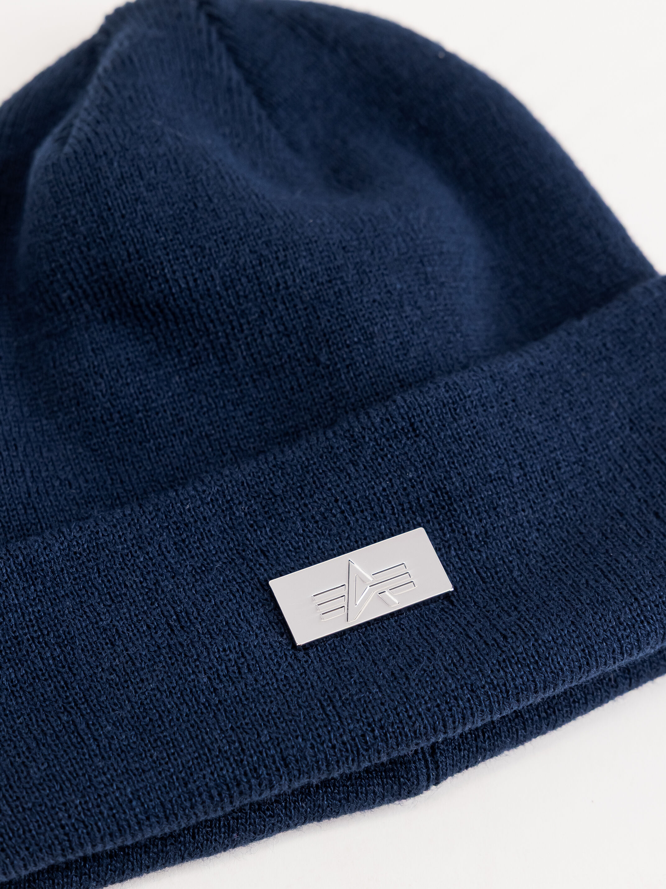 Metal Label Beanie ultra navy 268915_697_3_detail_00001_243601