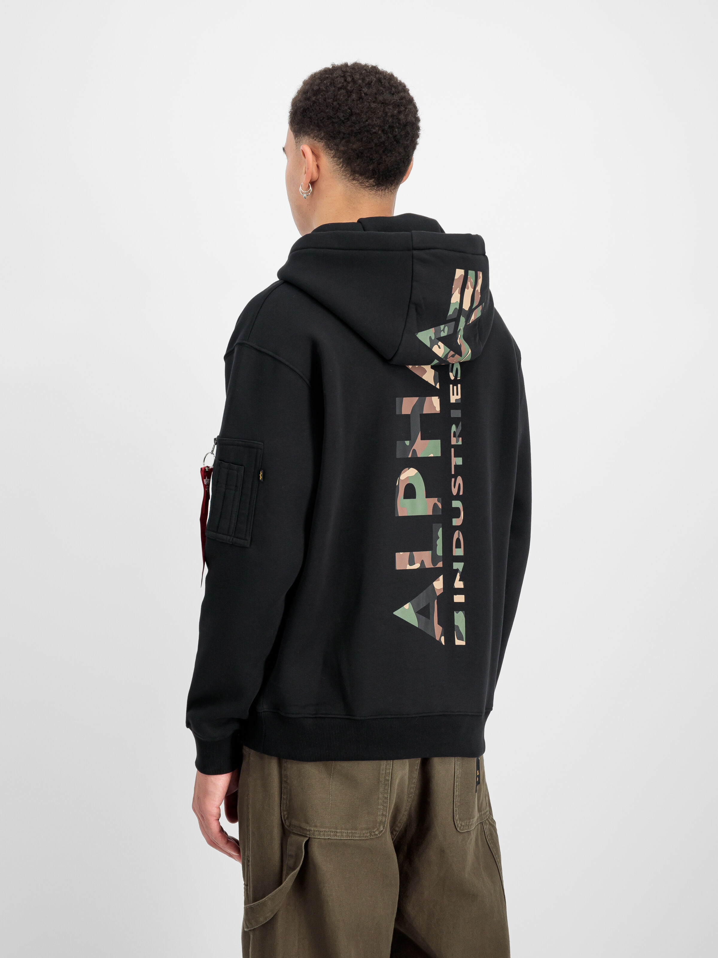Backprint Camo Print Hoodie black/woodland 178318CP_380_2_model_00003_183903