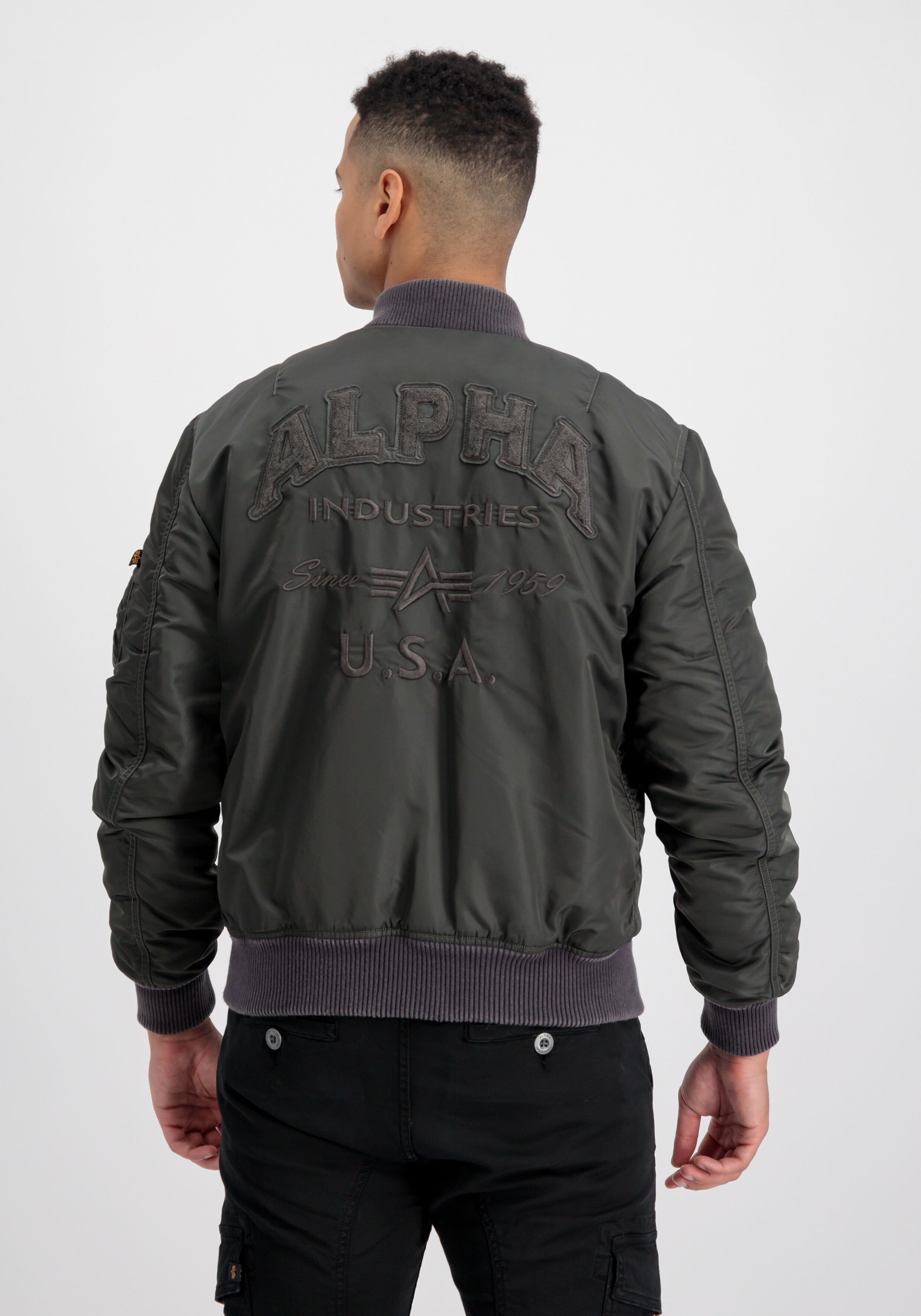 108130_136_alpha_industries_ma_1_vf_authentic_overdyed_004_123286