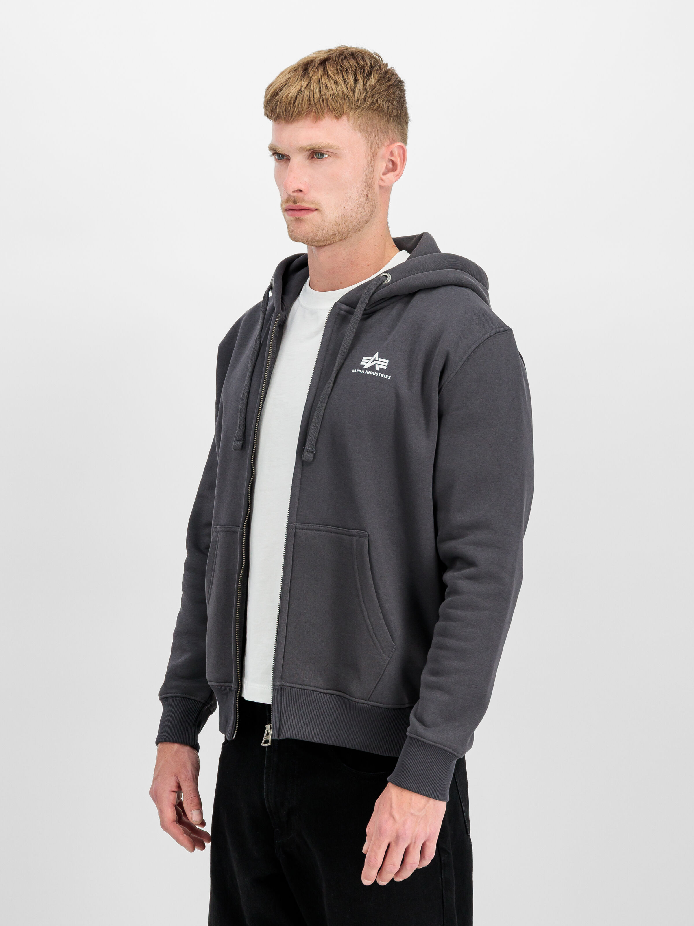 Basic Small Logo Zip Hoodie vintage grey 118342_684_2_model_00002_190829