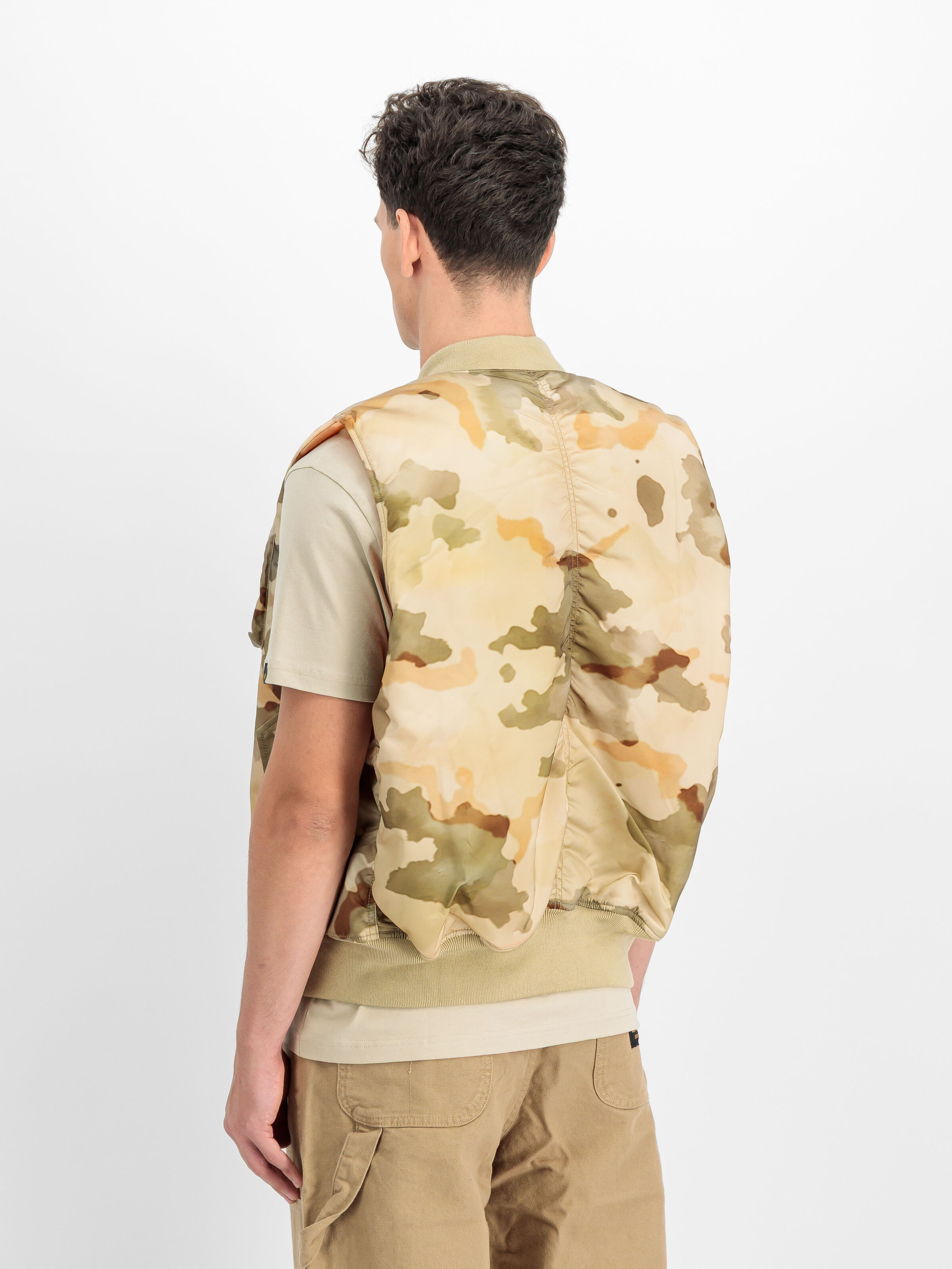 MA-1 Base Camo Vest sentinel desert camo 758102C_901_2_model_00004_223420