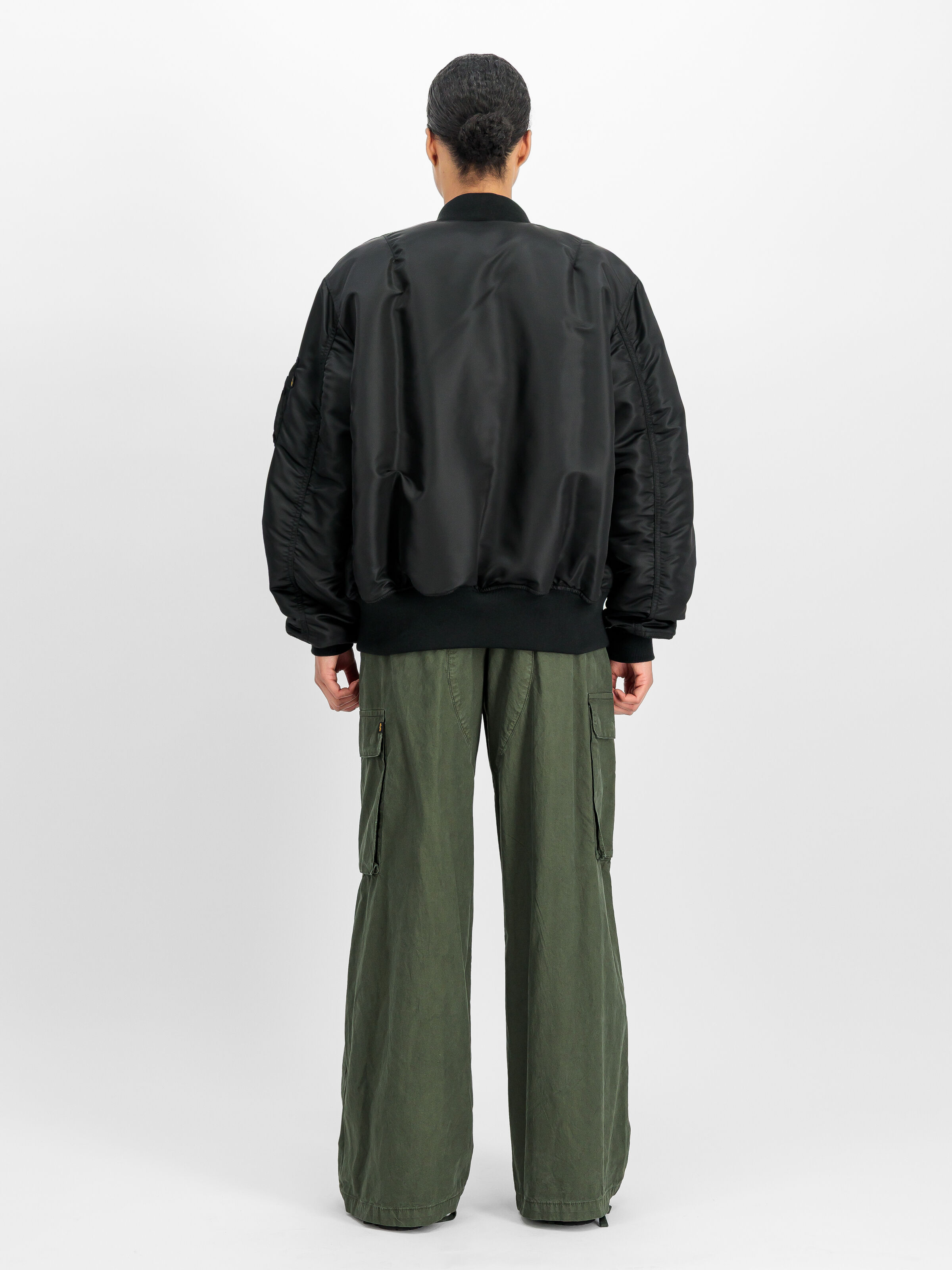 MA-1 Heritage Bomber Jacket black/black 100101_515_2_model_00005_229592