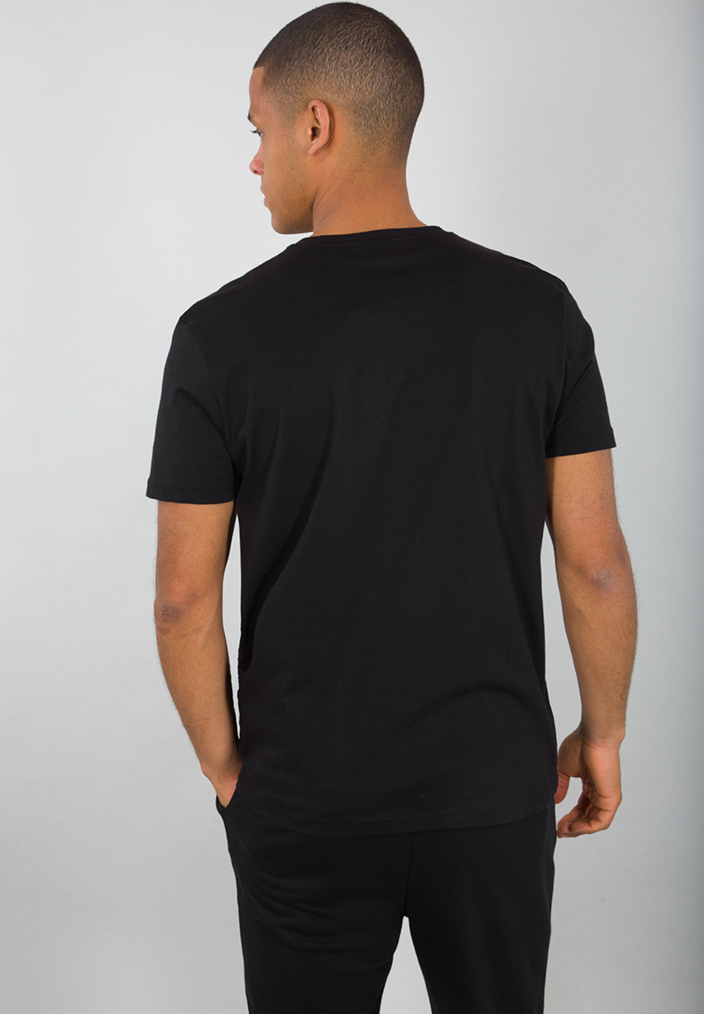 Vinyl Logo T-Shirt black 126504_03_alpha_industries_vinyl_logo_t_tee_002_123153