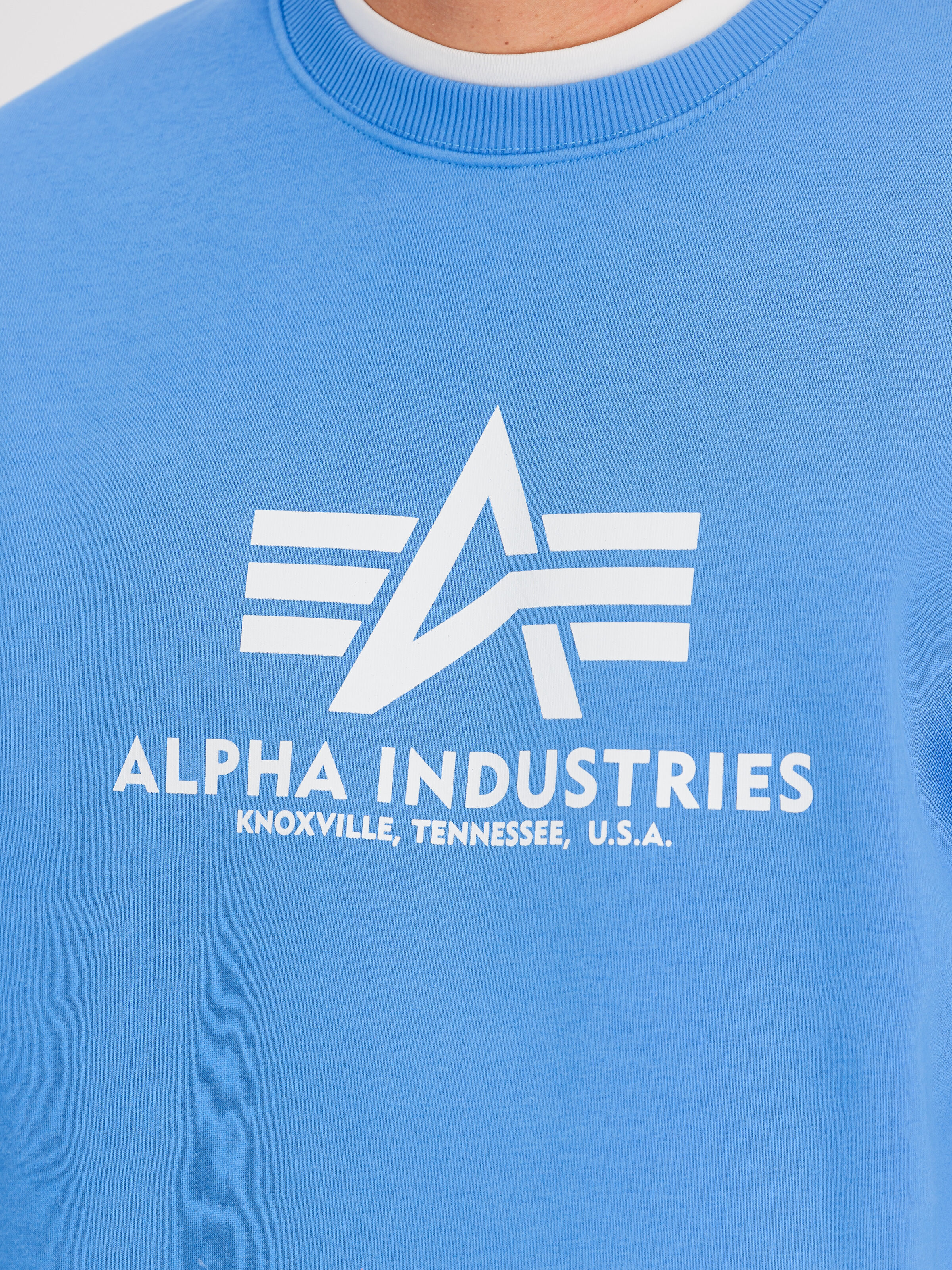 Basic Big Logo Sweatshirt mediteranian blue 178302_737_3_detail_00001_118016