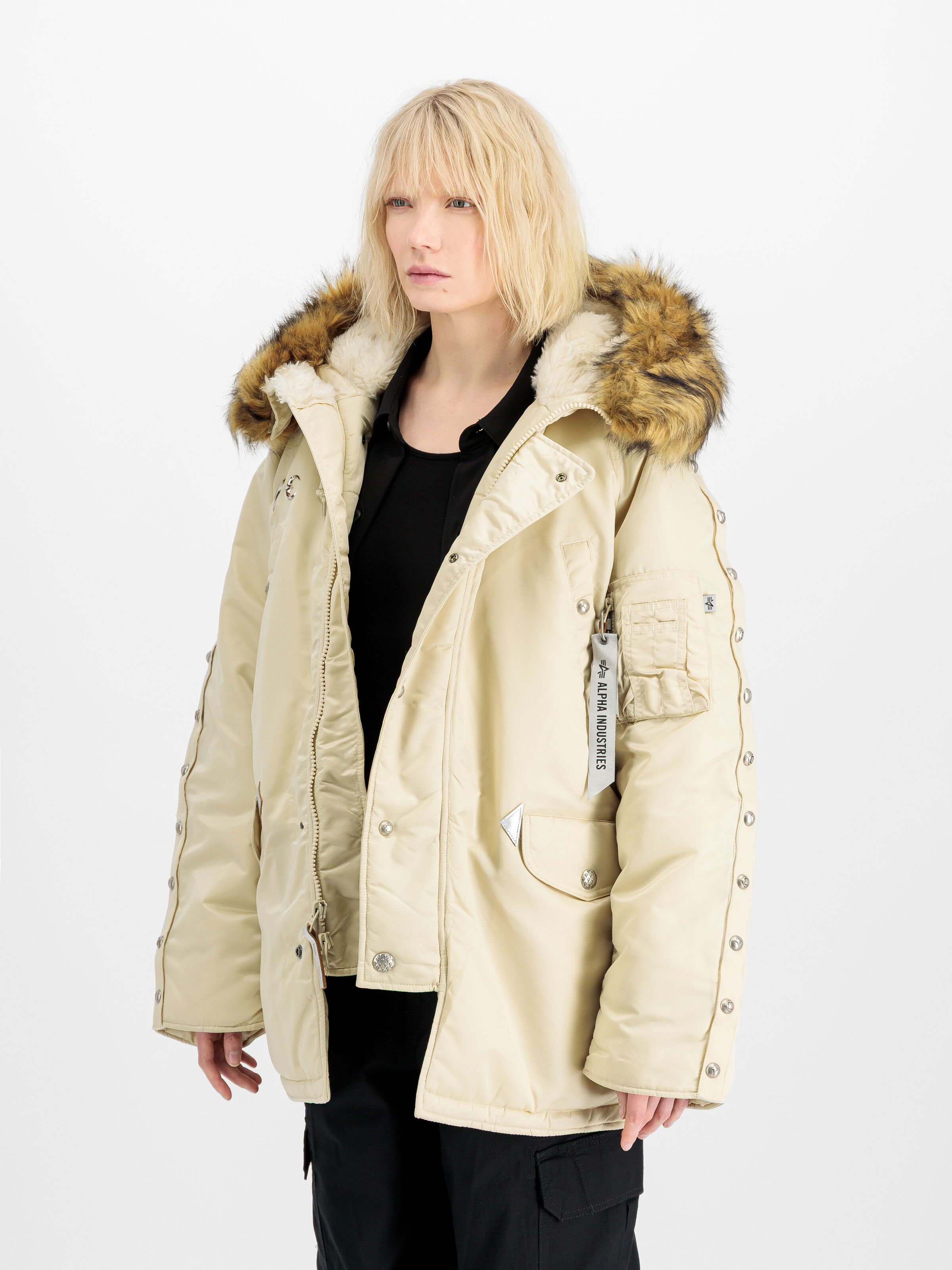 ALPHA x THUG CLUB N-3B Winter Jacket vintage white 258153_300_2_model_00003_209983
