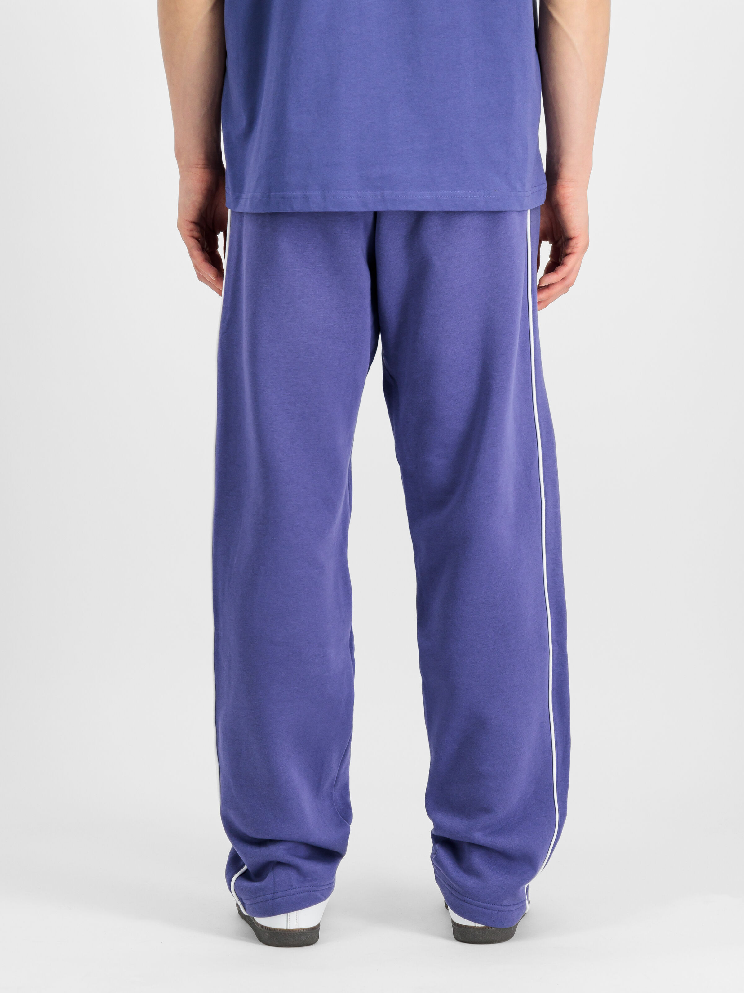 Logo Jogger night purple 156372_735_2_model_00004_147559