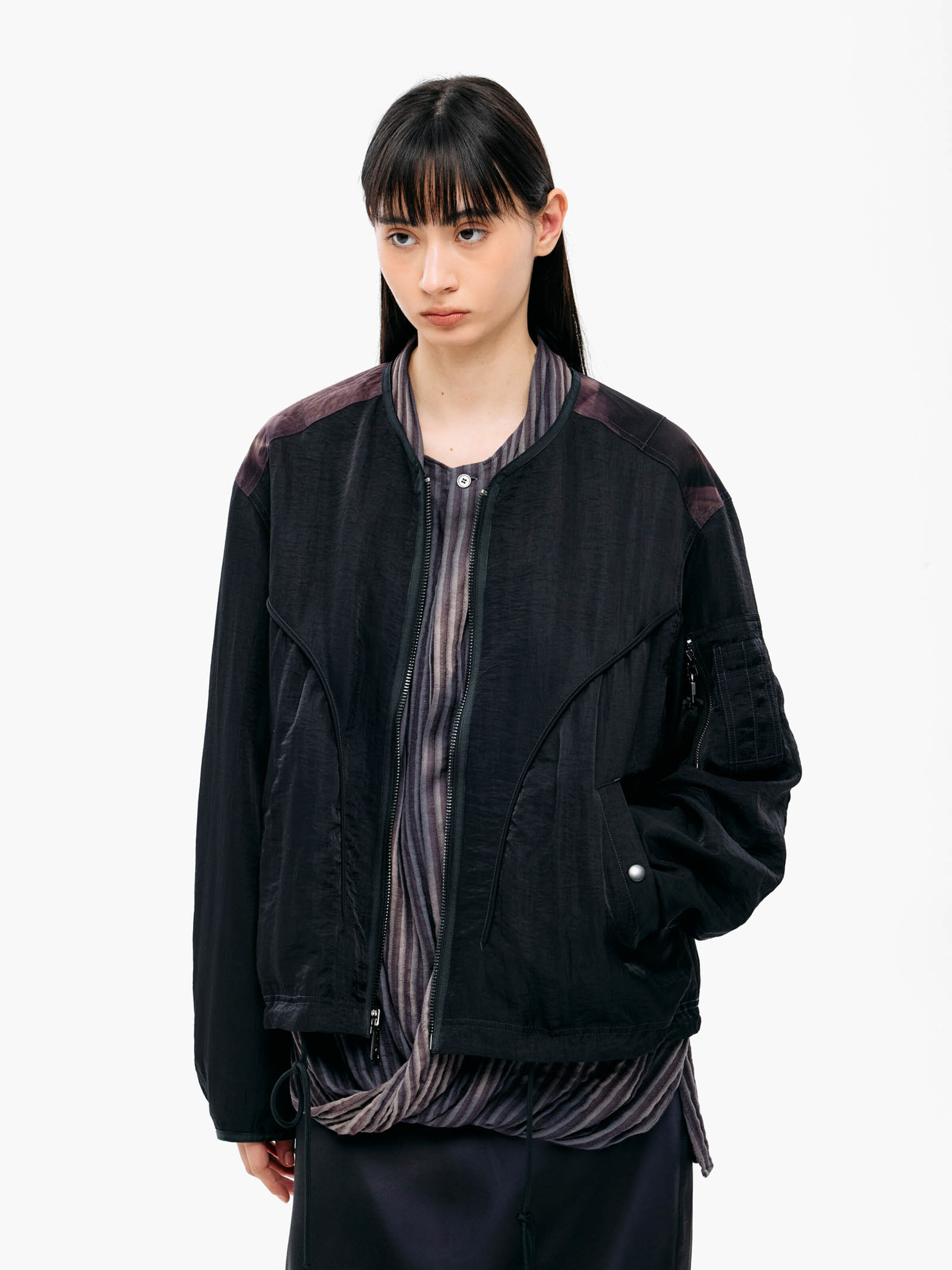 ALPHA x JIYONGKIM Sun-Bleached Liner Jacket black 266126_03_2_model_00002_225991