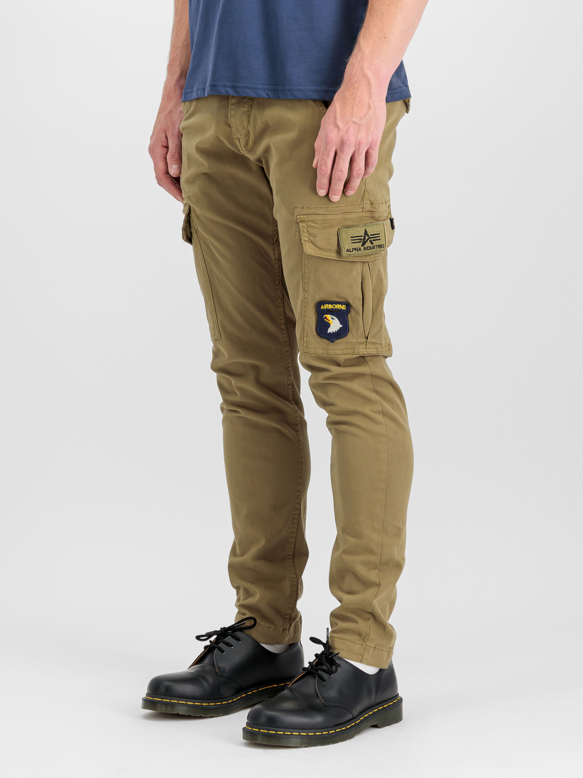 Petrol Patch Pant olive 178207_11_2_model_00002_218864.jpg