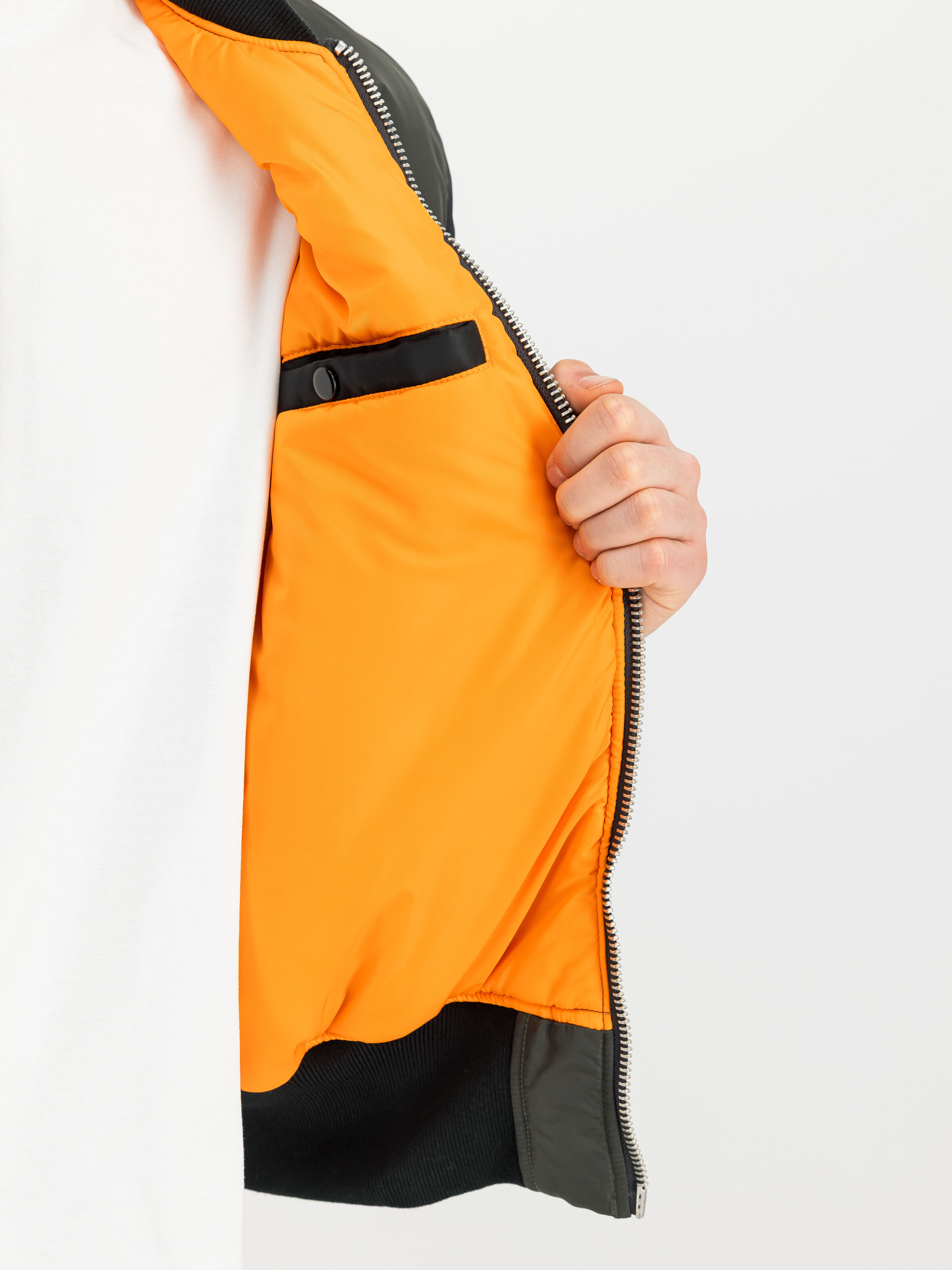 MA-1 Tricolor Bomber Jacket black 268139_03_3_detail_00002_232500